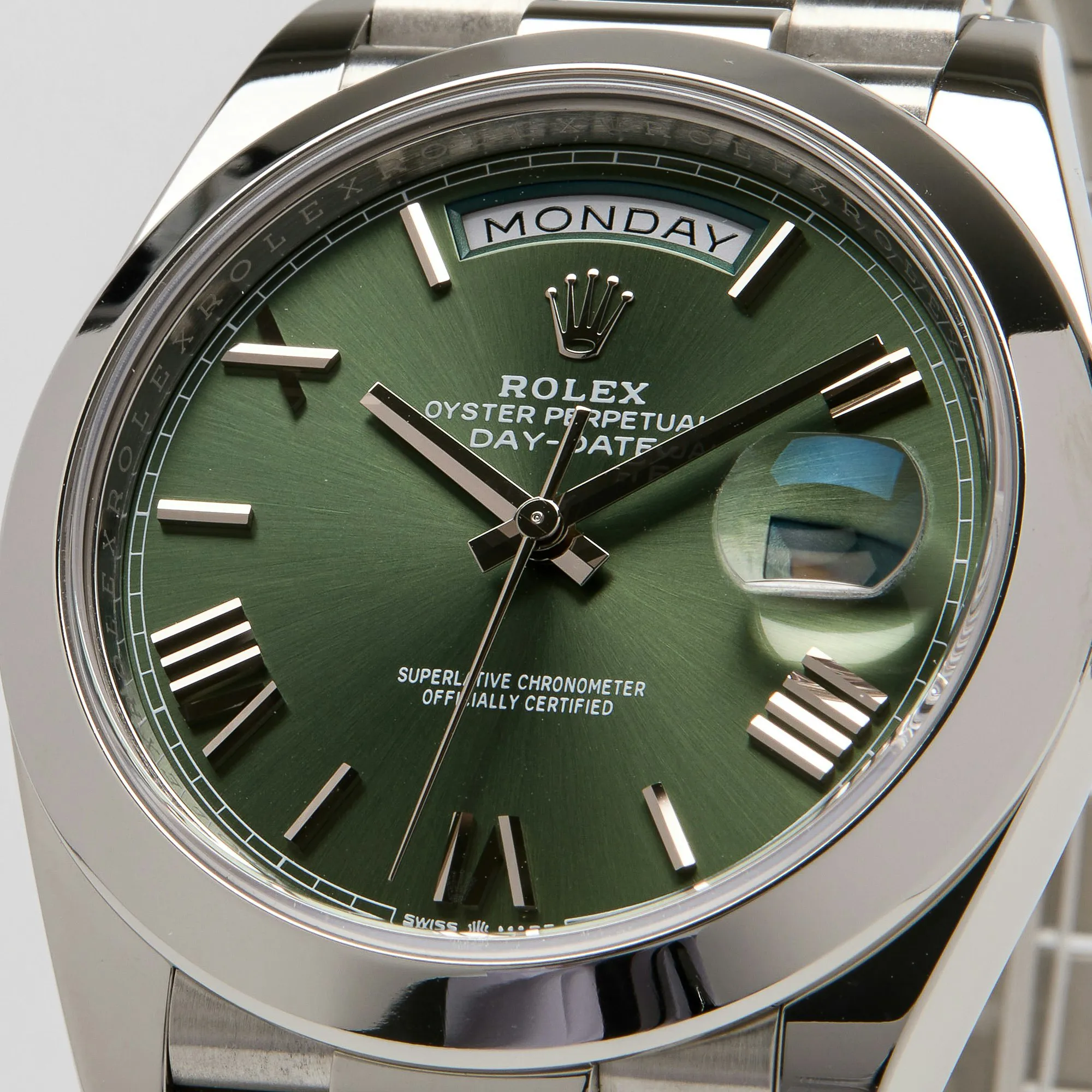 Rolex Day-Date 40 228206 40mm Platinum Green 6