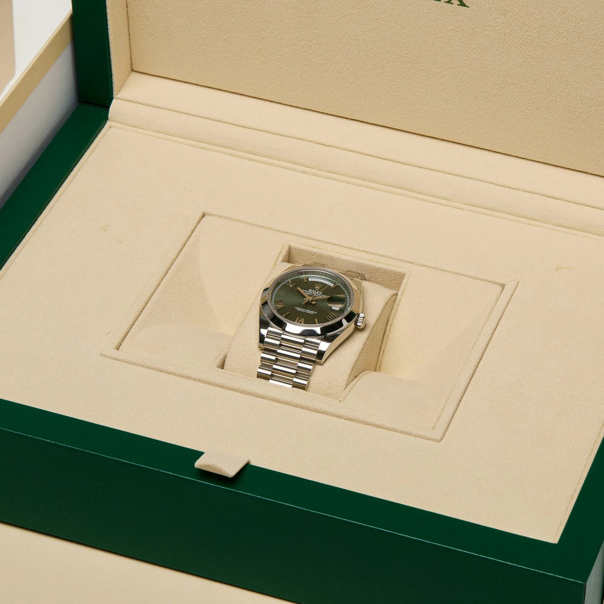 Rolex Day-Date 40 228206 40mm Platinum Green 20