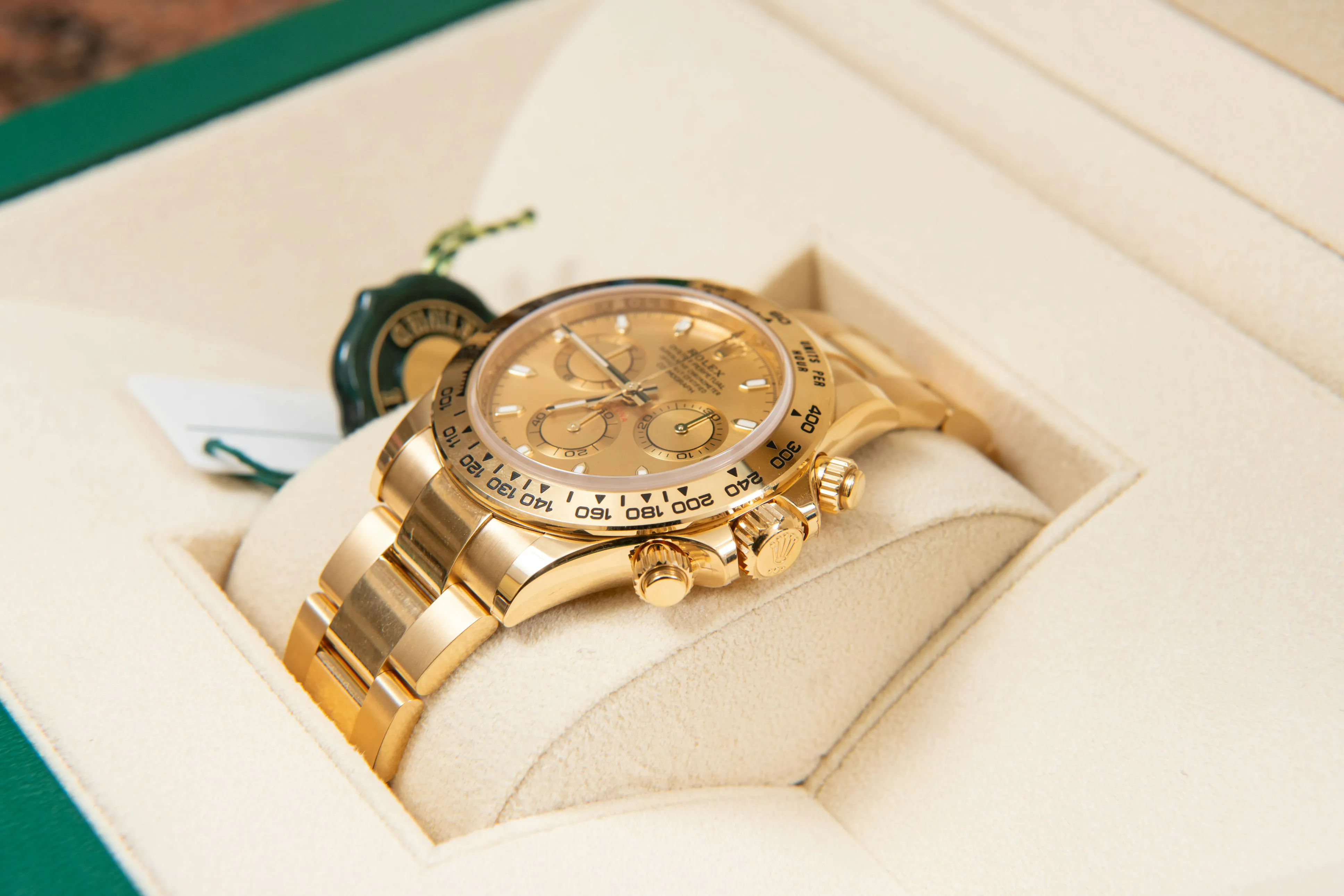 Rolex Daytona 116508 40mm Yellow gold Champagne 3