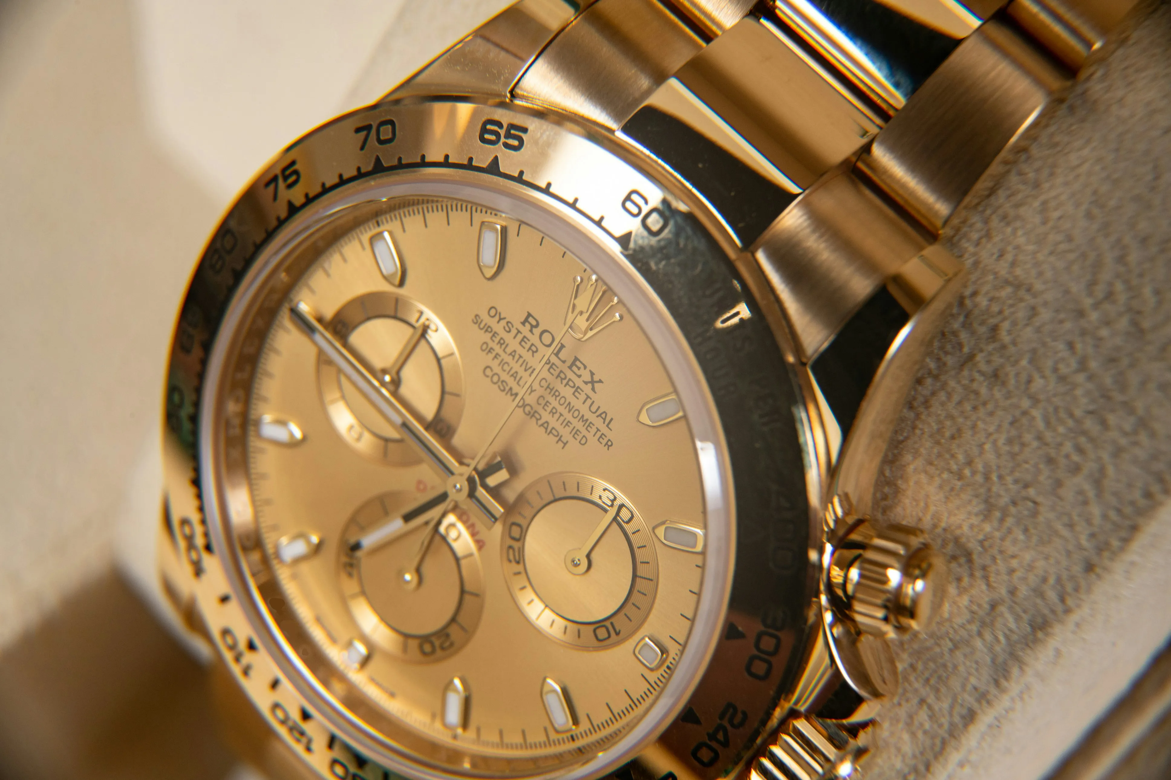 Rolex Daytona 116508 40mm Yellow gold Champagne 6