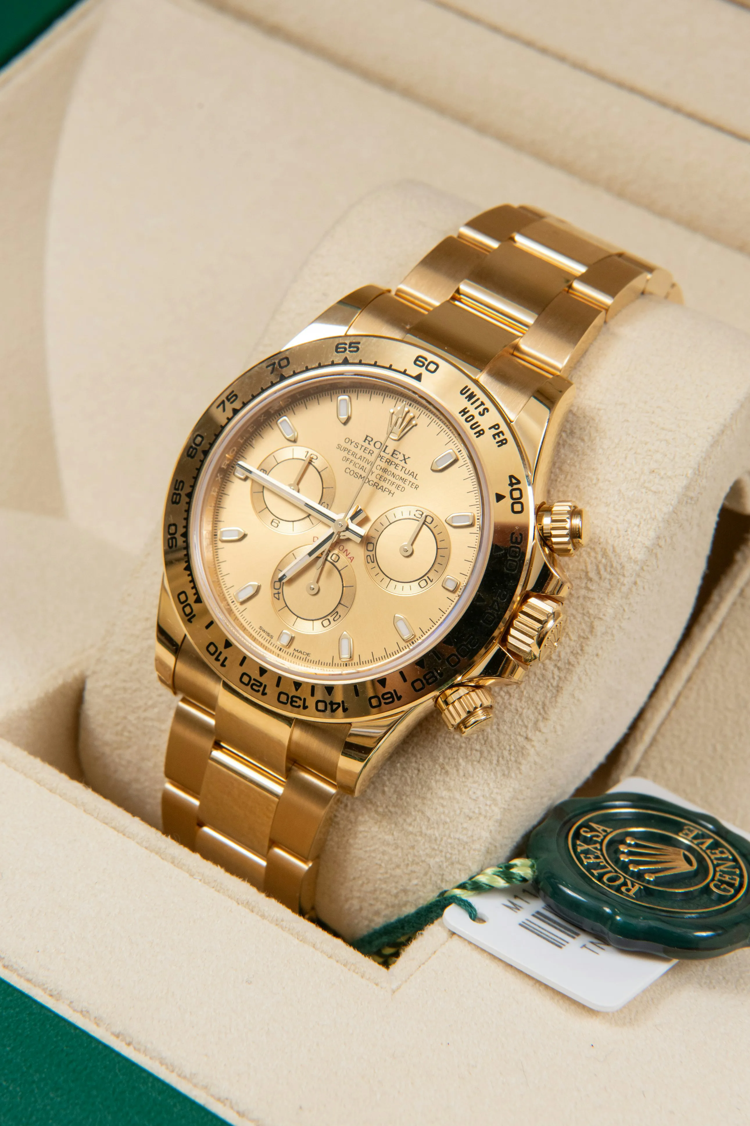 Rolex Daytona 116508 40mm Yellow gold Champagne 9