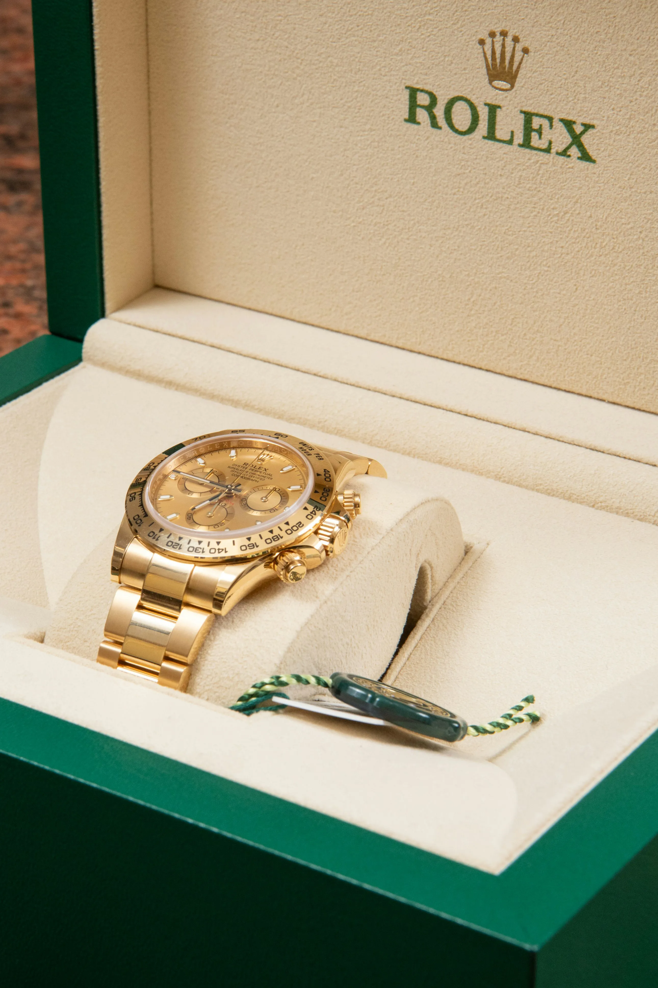 Rolex Daytona 116508 40mm Yellow gold Champagne 23