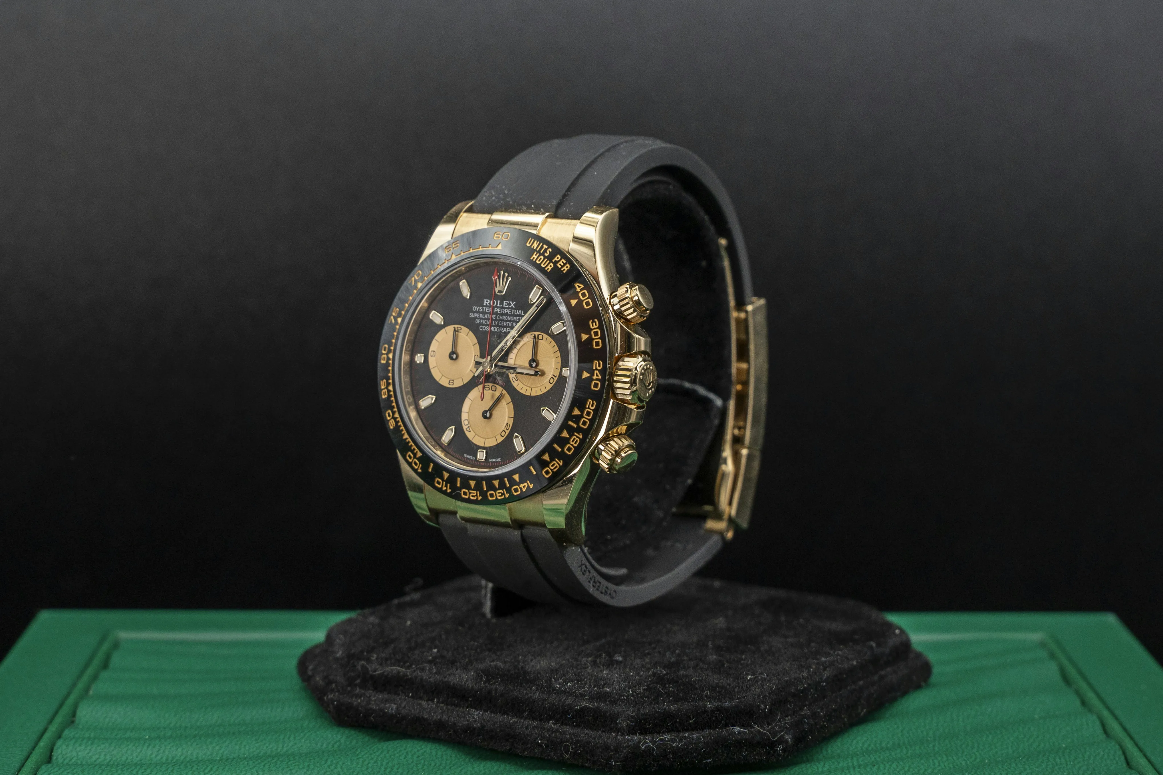 Rolex Daytona 116518LN 40mm Yellow gold Black 1