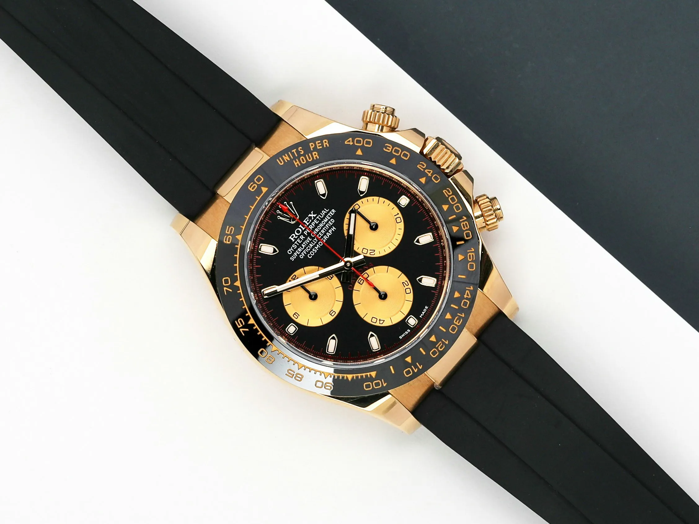 Rolex Daytona 116518LN 40mm Yellow gold Black 1