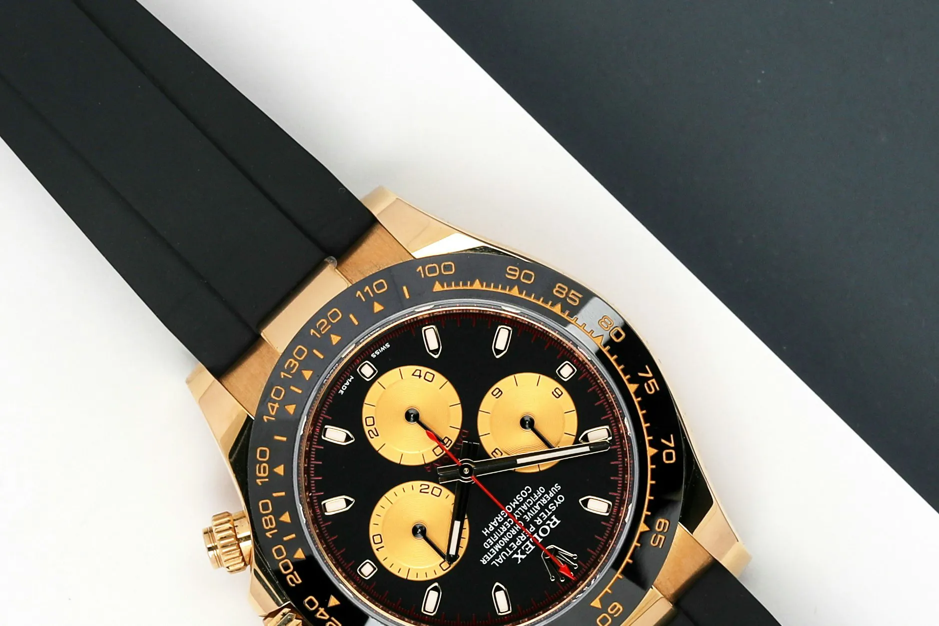 Rolex Daytona 116518LN 40mm Yellow gold Black 3