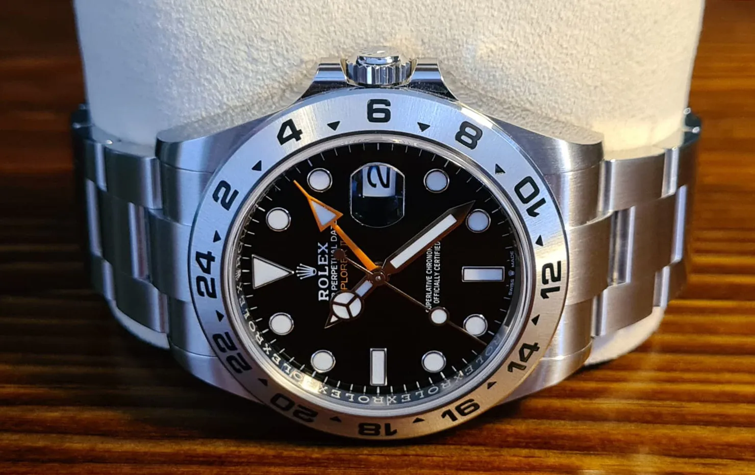 Rolex Explorer II 226570 42mm Stainless steel Black 6