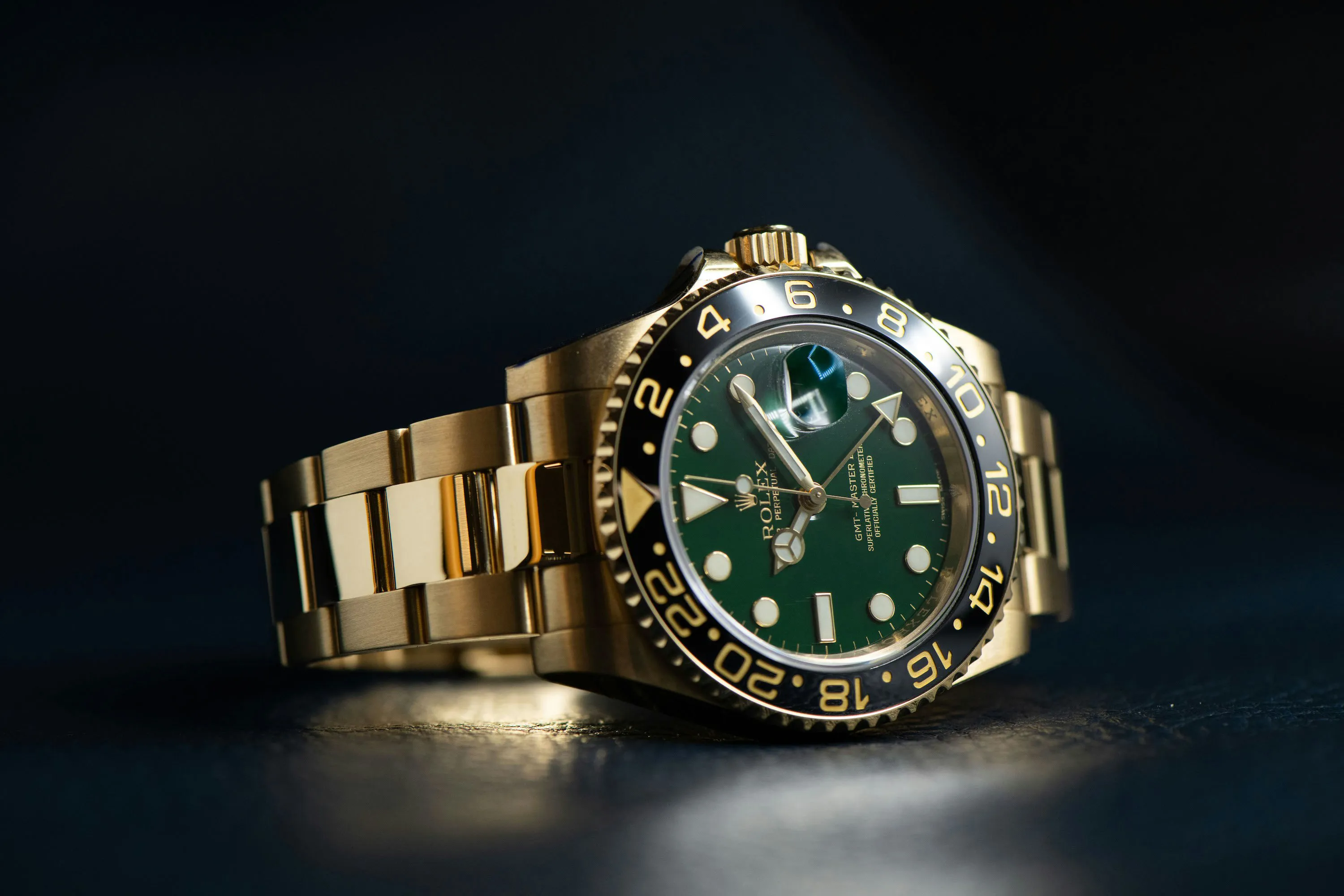 Rolex GMT-Master II 116718LN 40mm Yellow gold Green