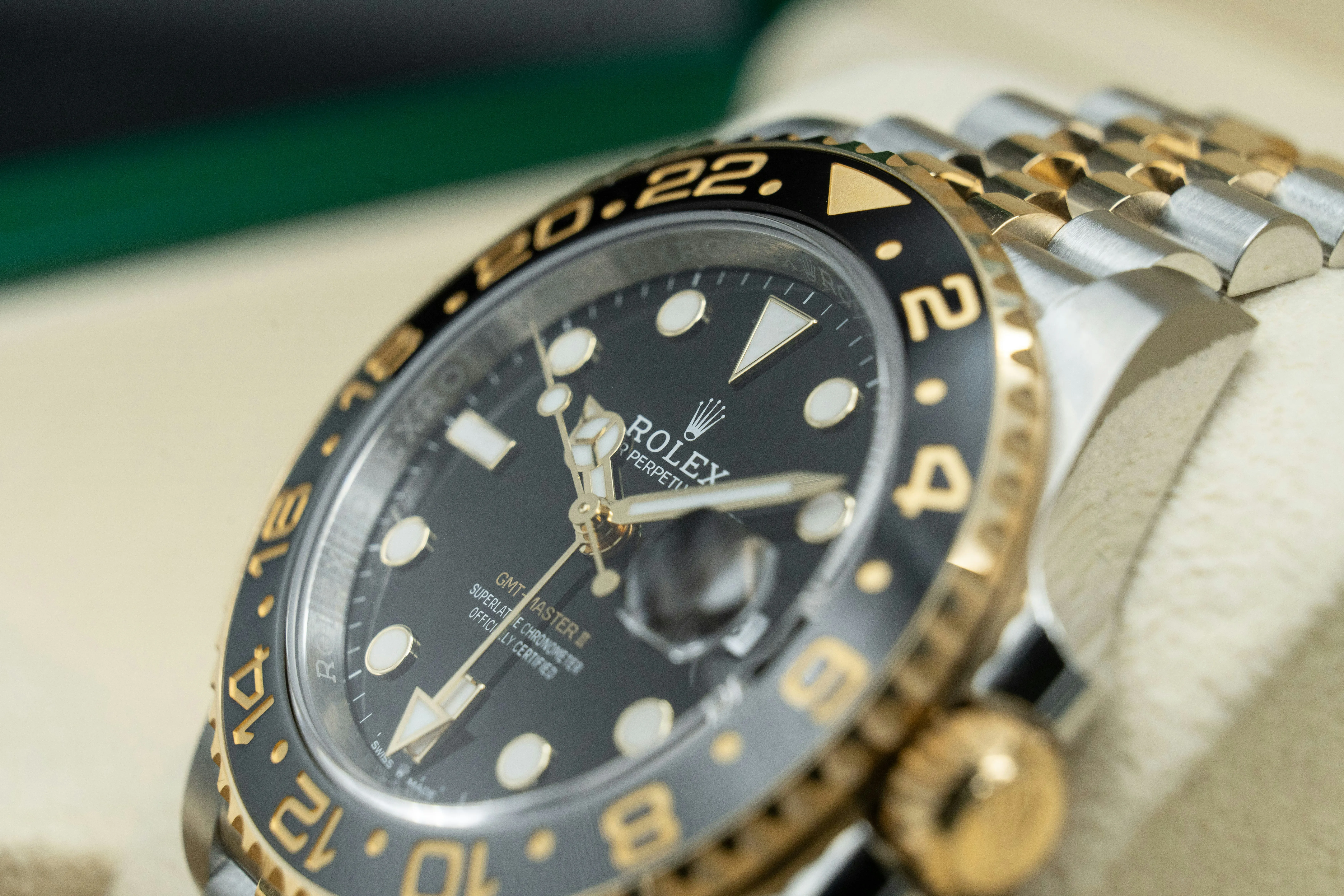 Rolex GMT-Master II 126713GRNR 40mm Yellow gold and Stainless steel Black 6