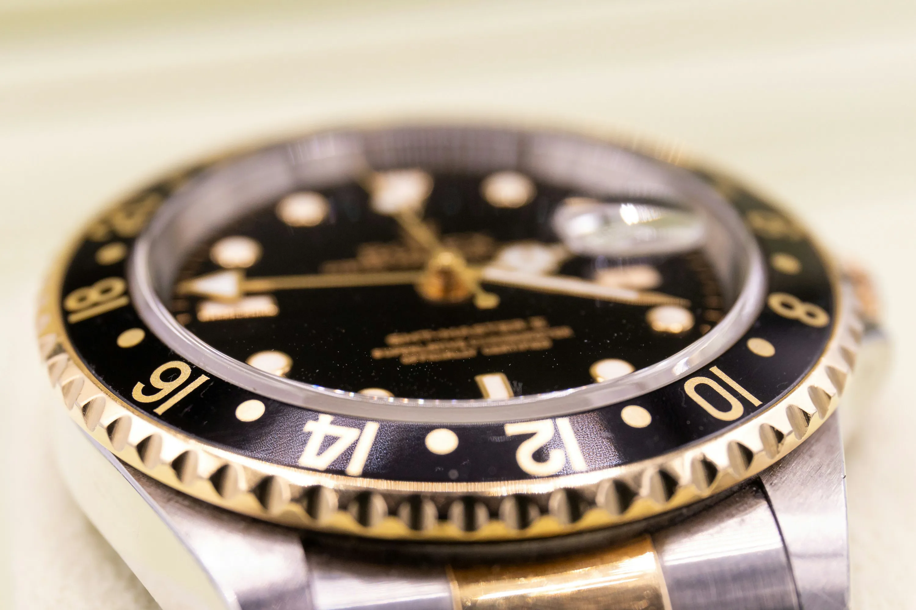 Rolex GMT-Master II 16713 40mm Yellow gold and Stainless steel Black 9