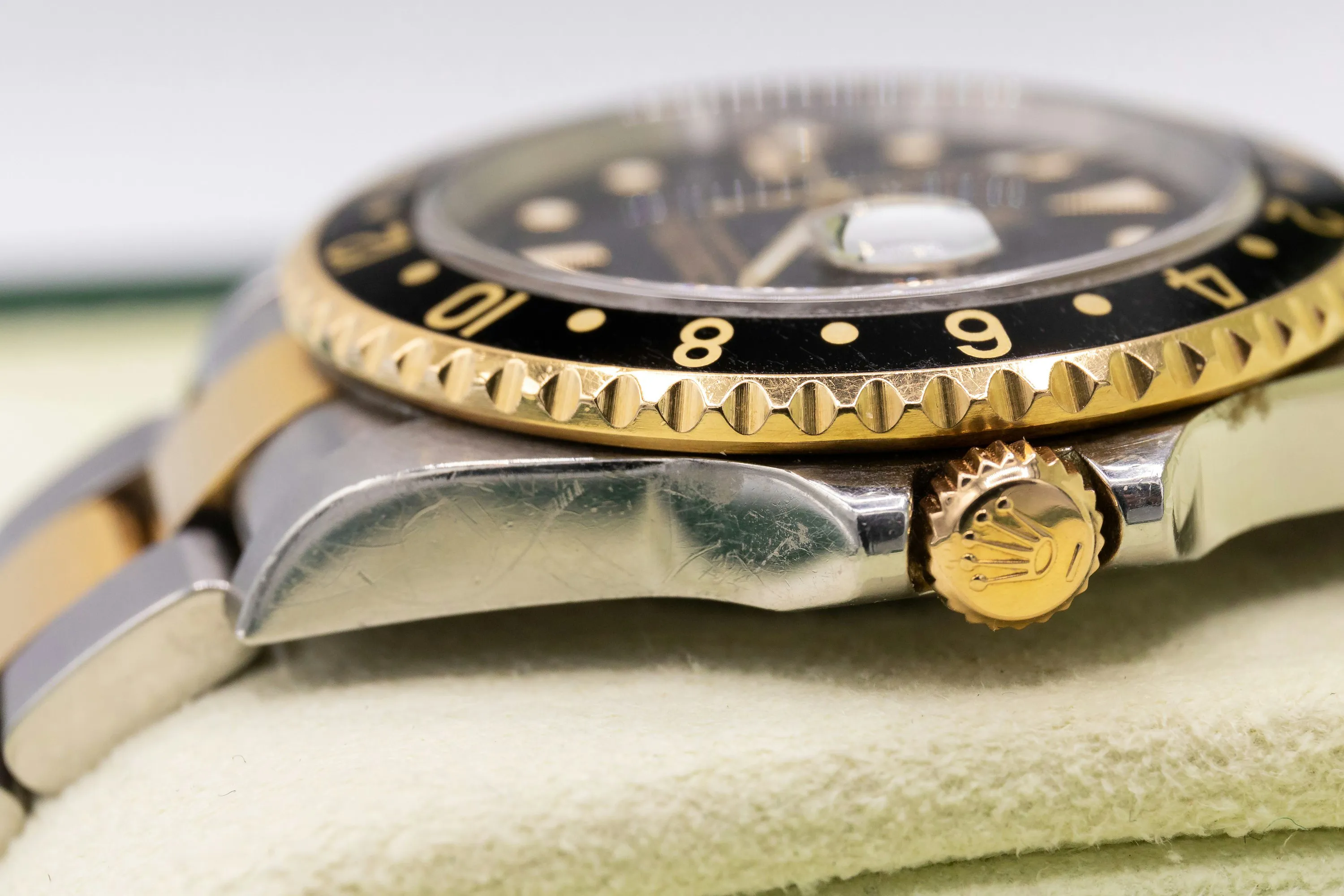 Rolex GMT-Master II 16713 40mm Yellow gold and Stainless steel Black 11