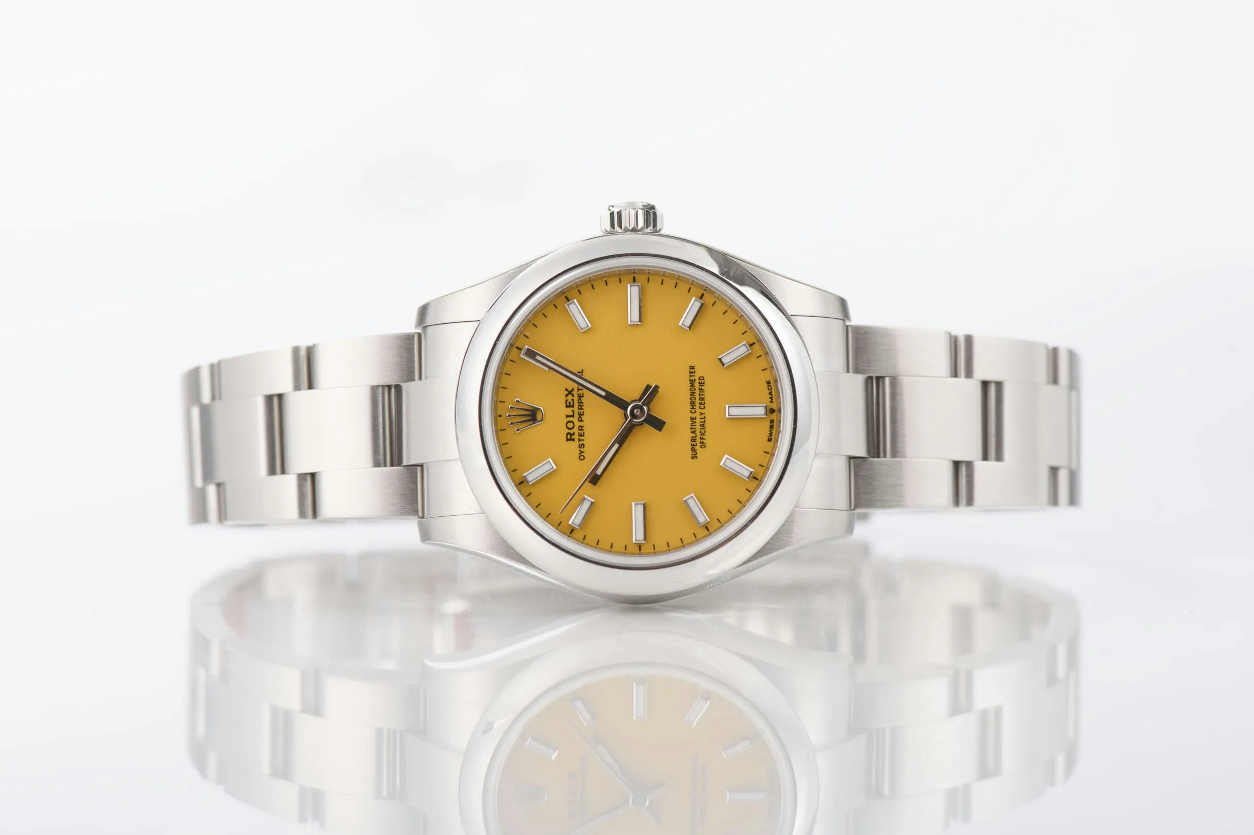 Rolex Oyster Perpetual 31 277200 31mm Stainless steel Yellow 22