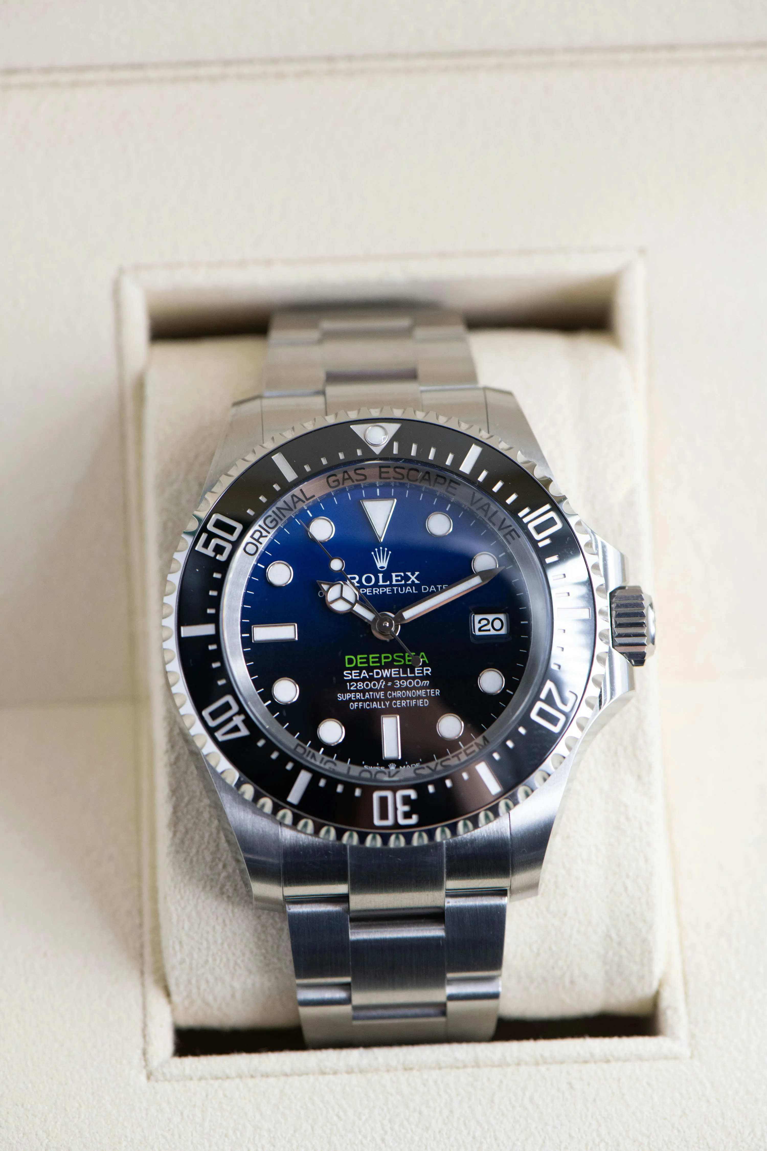 Rolex Sea-Dweller Deepsea 136660 44mm Stainless steel Blue 10