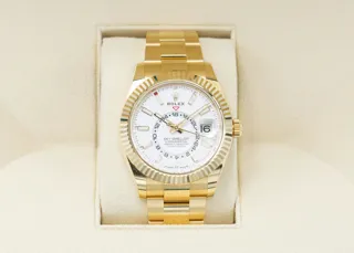 Rolex Sky-Dweller 336938 Yellow gold White