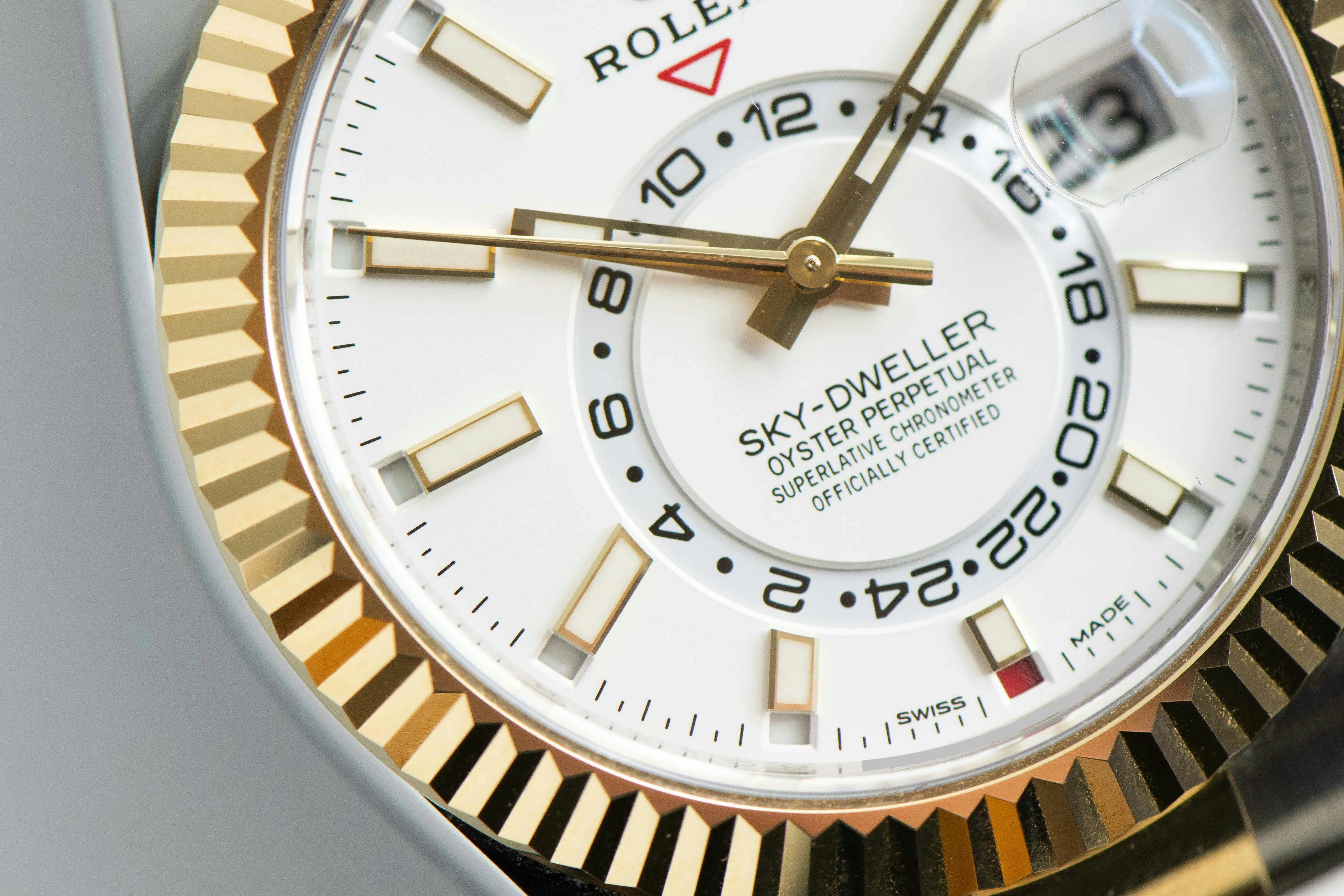 Rolex Sky-Dweller 362933 42mm Yellow gold and Stainless steel White 1