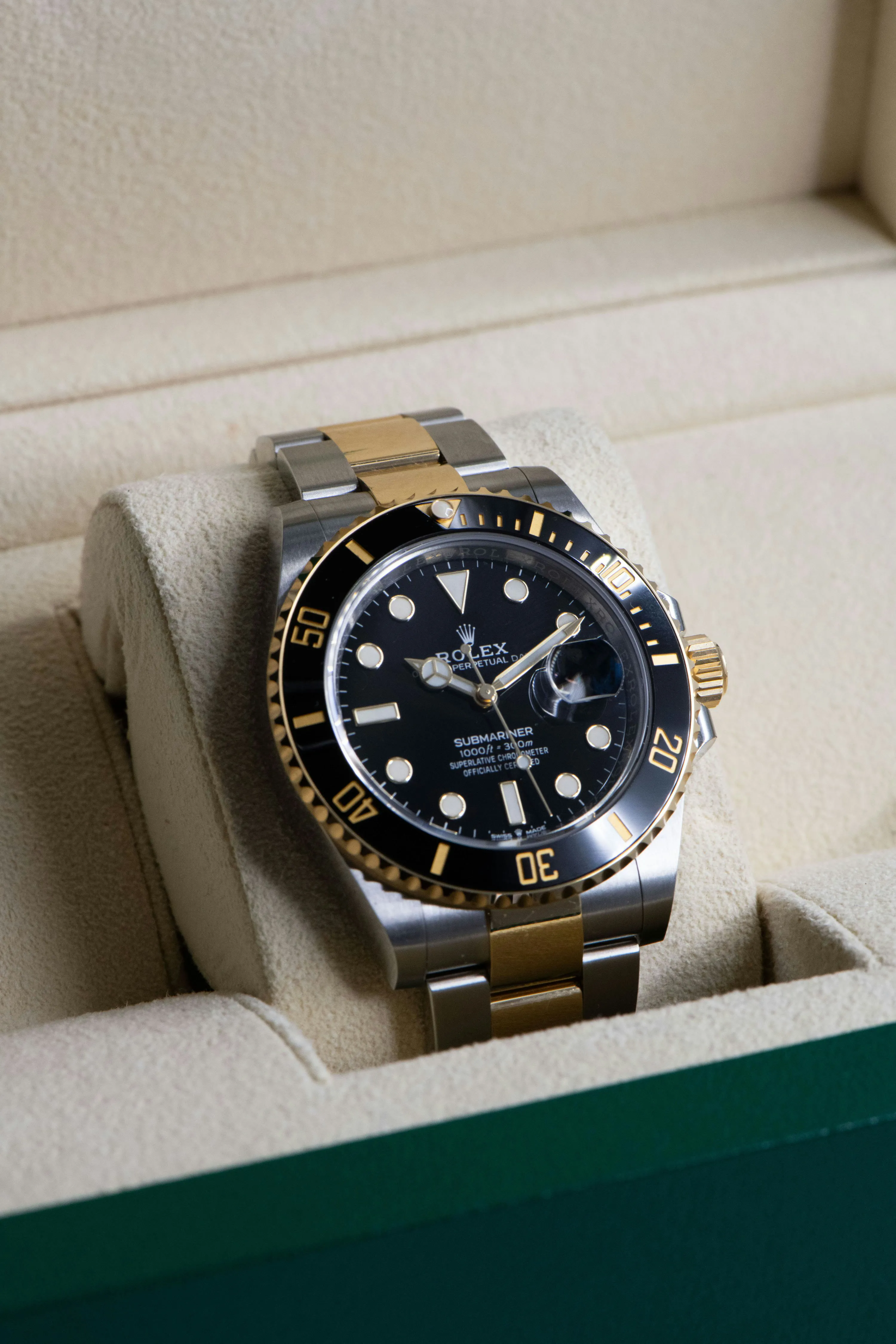 Rolex Submariner 126613LN 41mm stainless steel and yellow gold Black 8