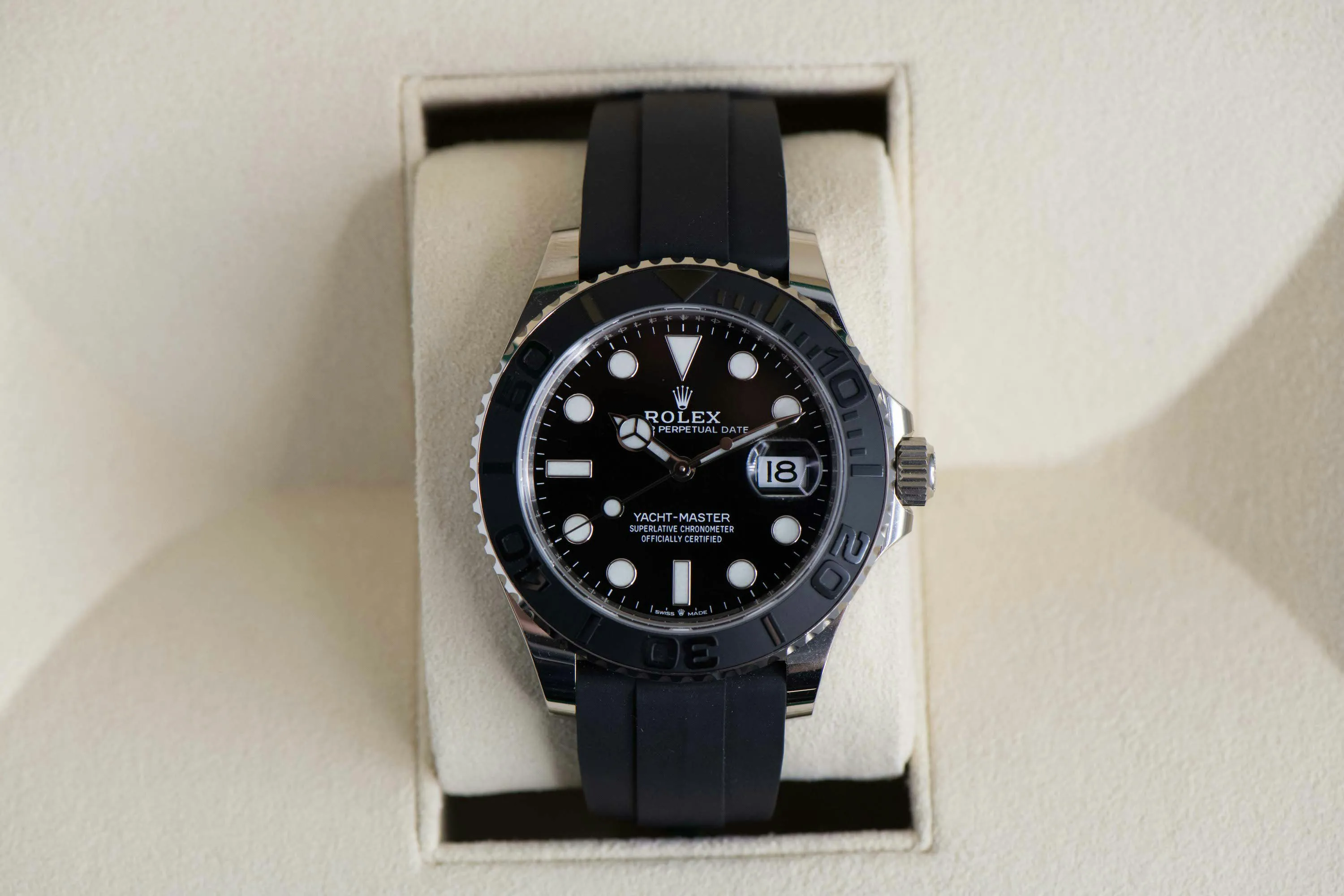 Rolex Yacht-Master 42 226659 42mm White gold Black