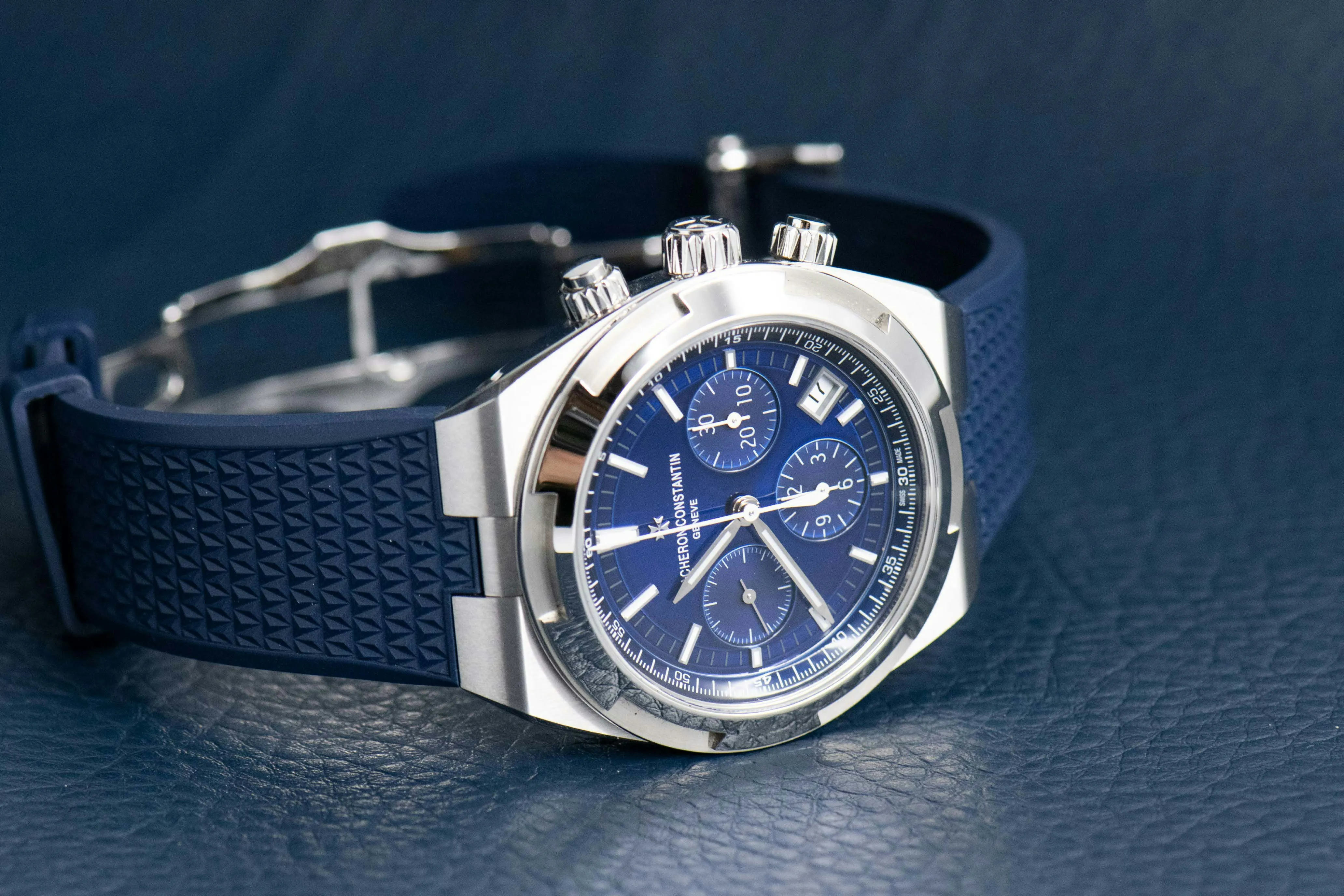 Vacheron Constantin Overseas Chronograph 5500V/110A-B148 42.5mm Stainless steel Blue 7