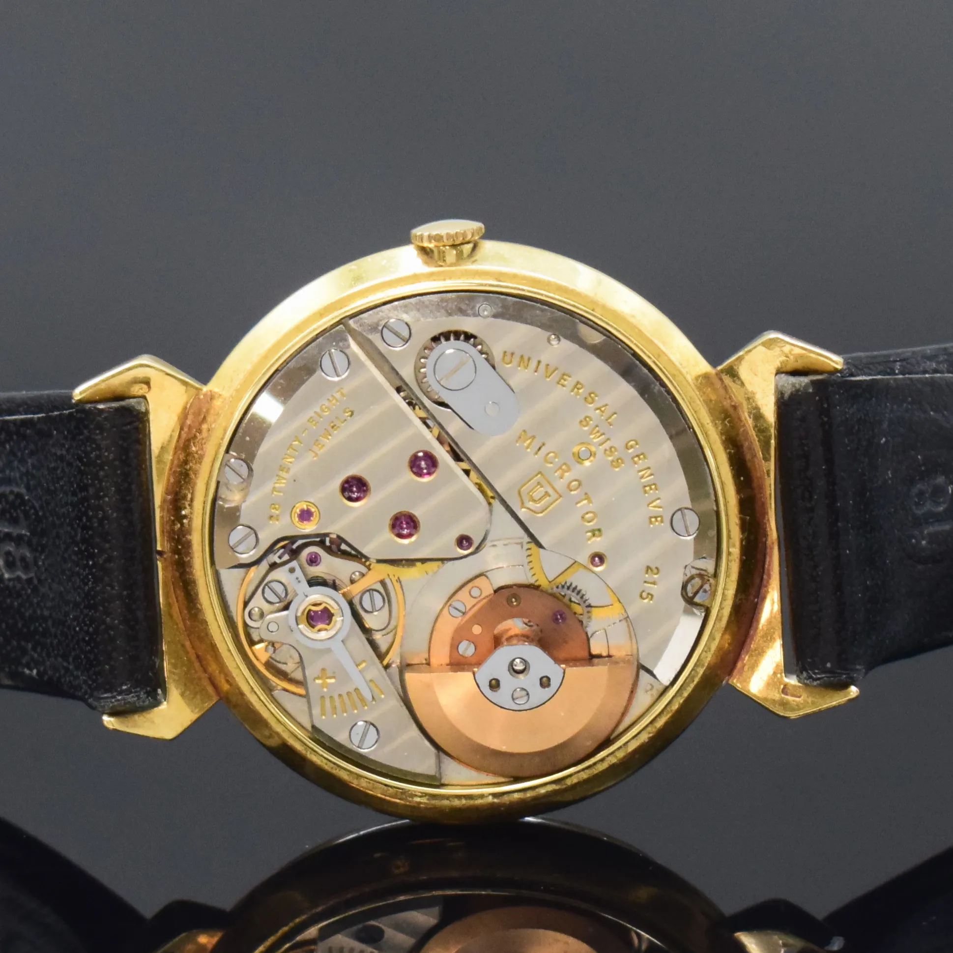 Universal Genève 10368.3 33mm Yellow gold Gilded 4