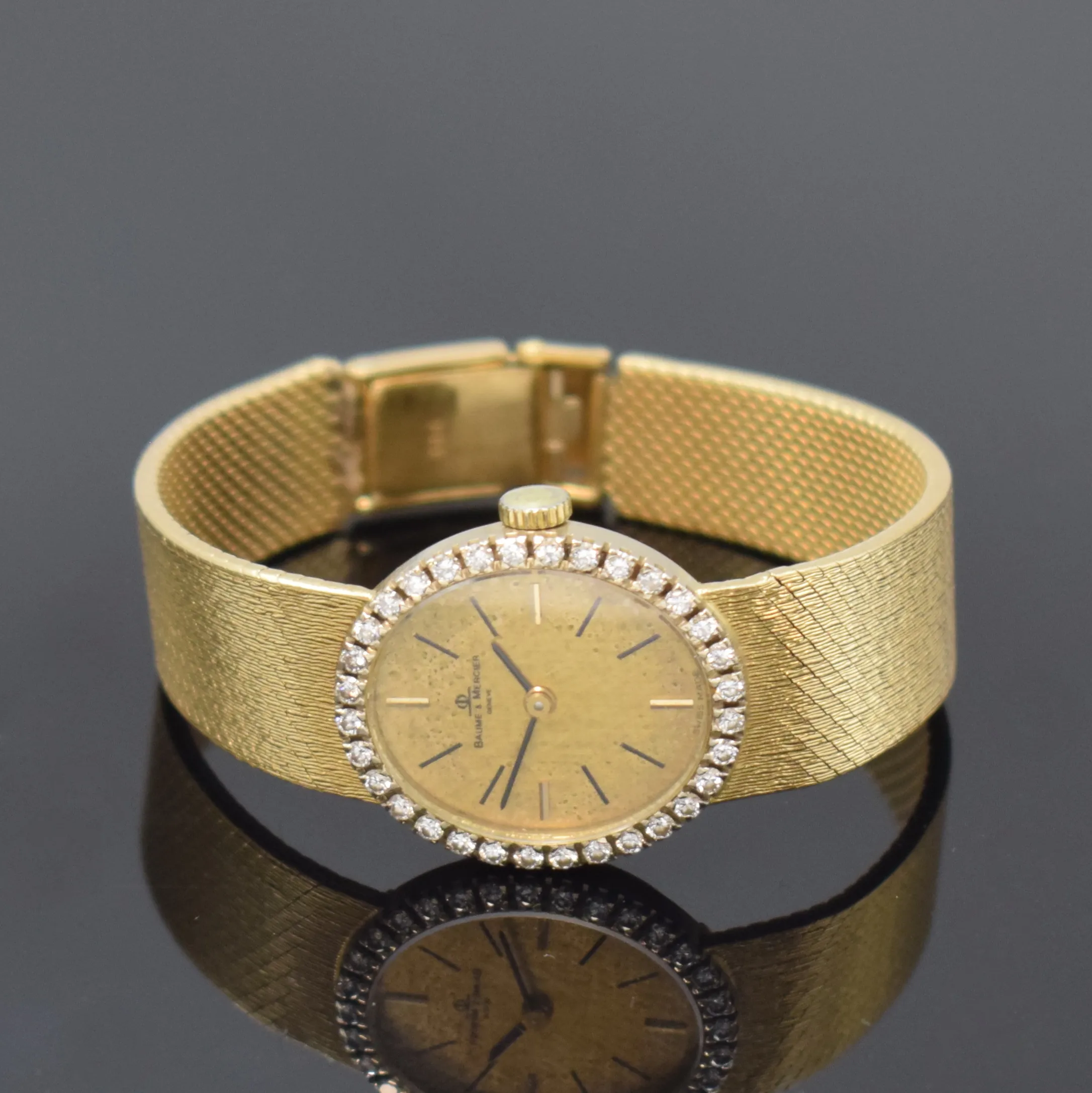 Baume & Mercier 22mm Yellow gold and Diamond Gold