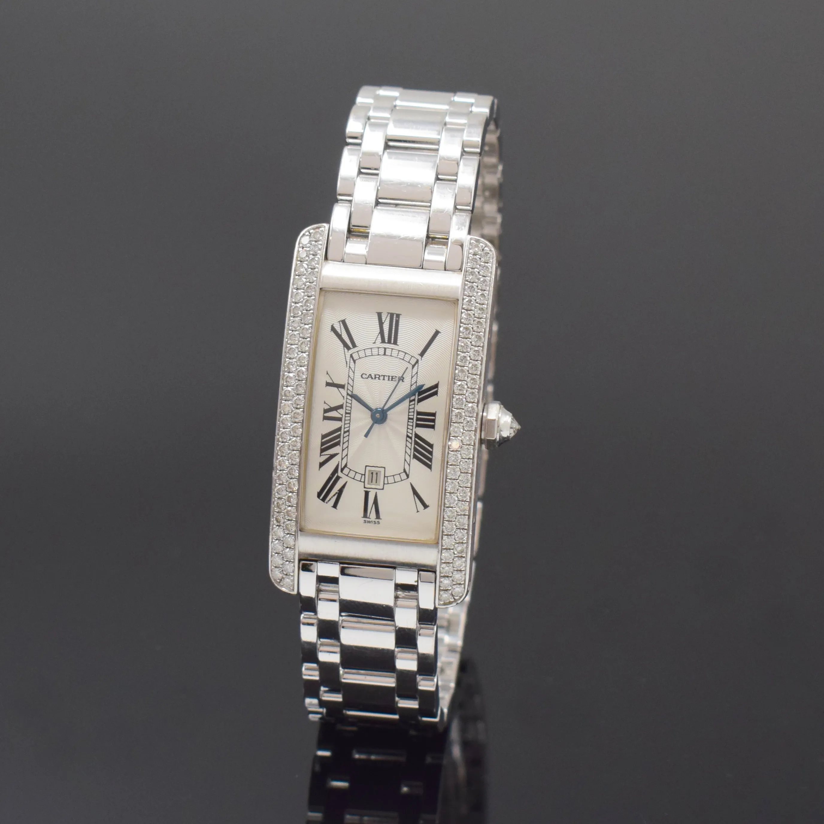 Cartier Tank Américaine 1726 23mm White gold Engine-turned