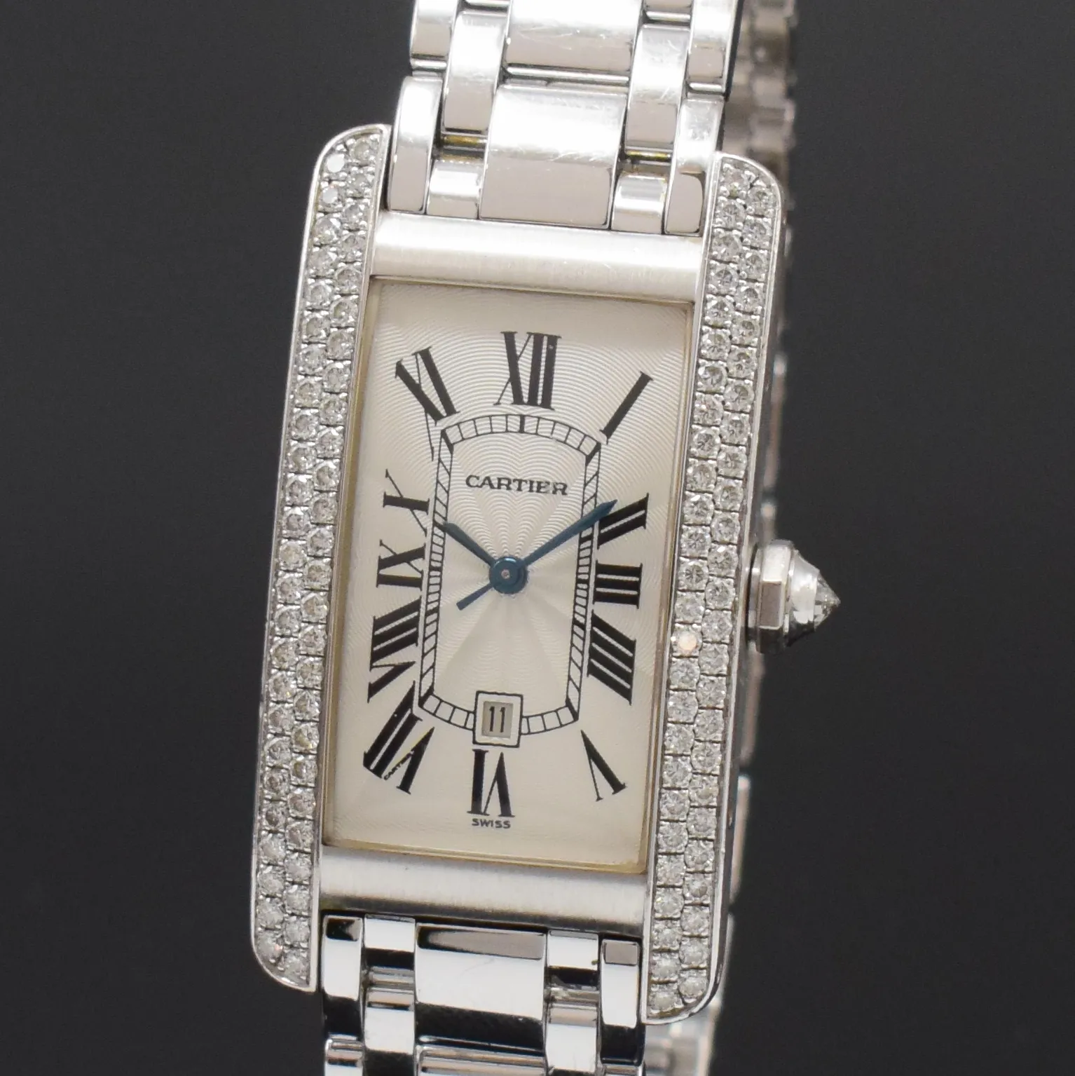 Cartier Tank Américaine 1726 23mm White gold Engine-turned 1