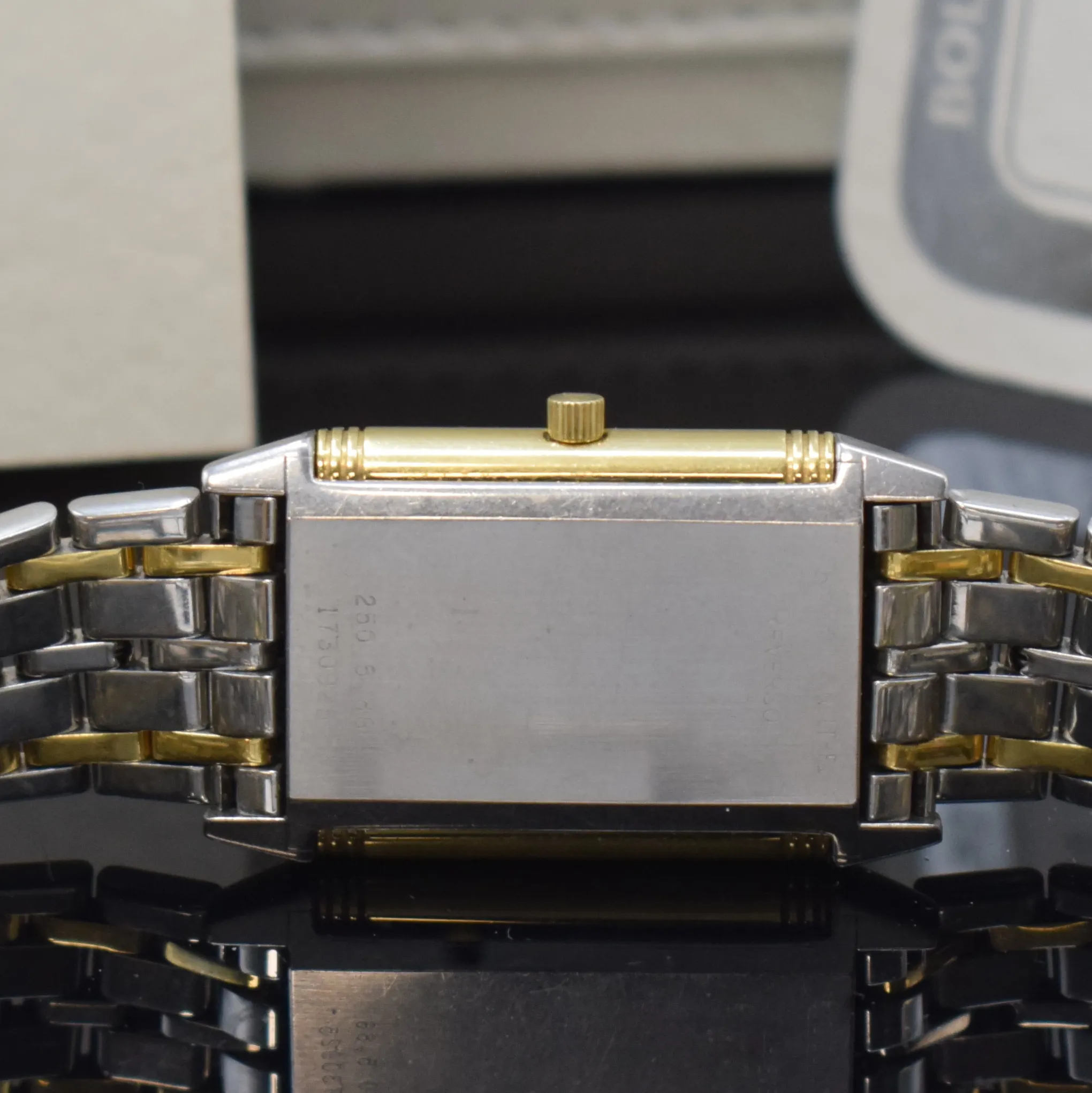 Jaeger-LeCoultre Reverso Classique 250.5.86 23mm Yellow gold and Stainless steel Silver 4