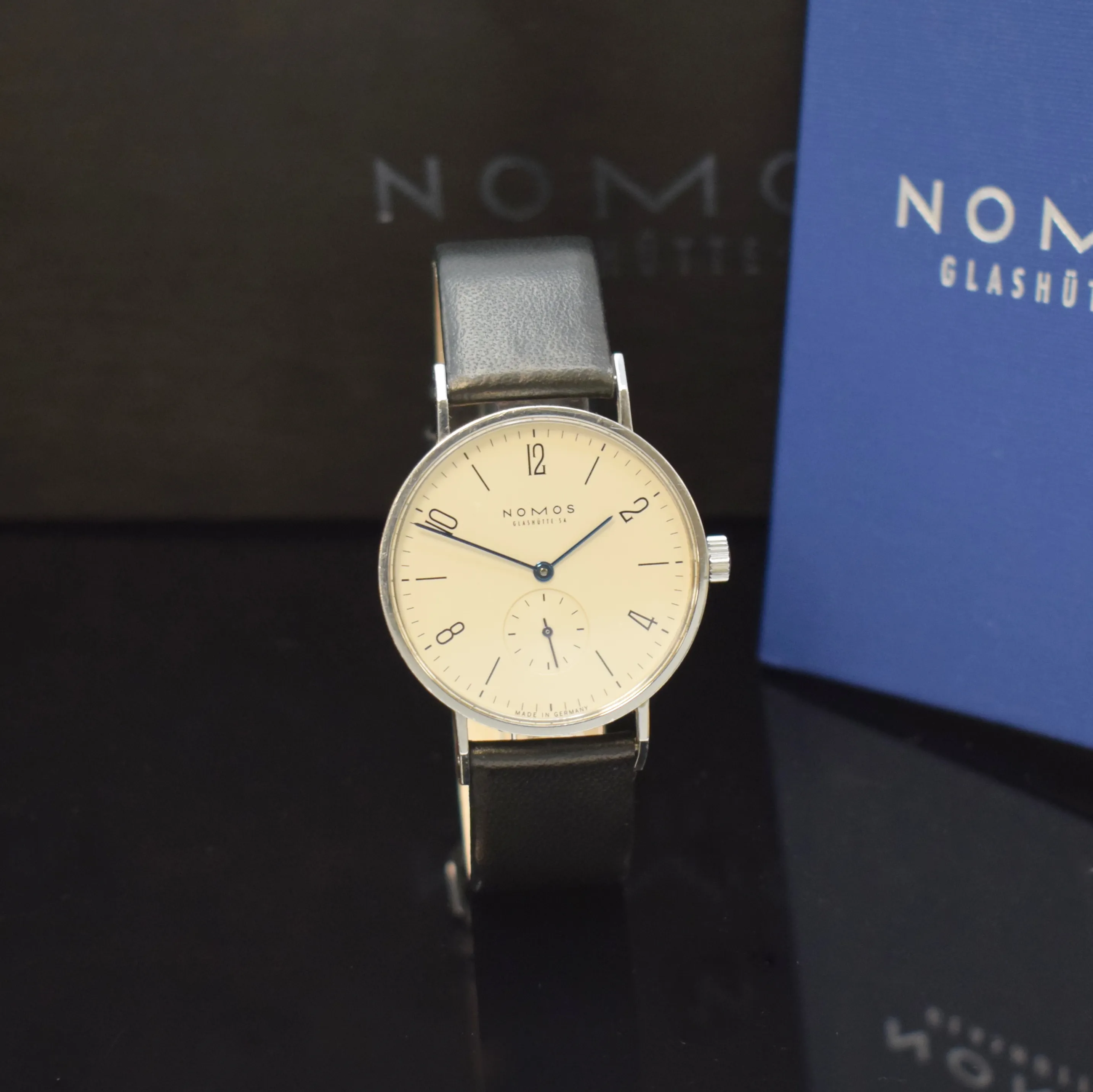 NOMOS Tangente 35mm Stainless steel Silver