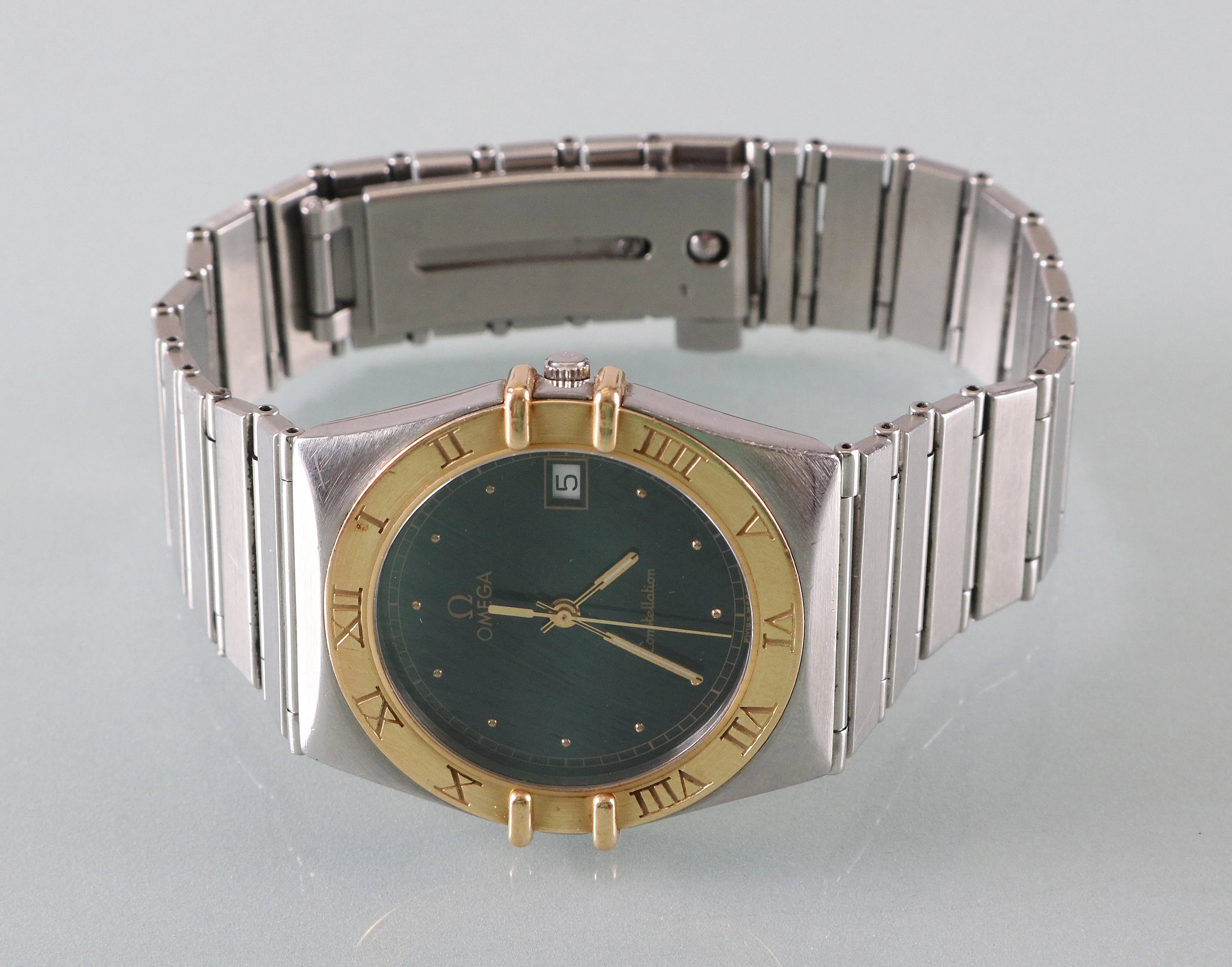 Omega Constellation 396.1070 33mm Yellow gold and stainless steel Black