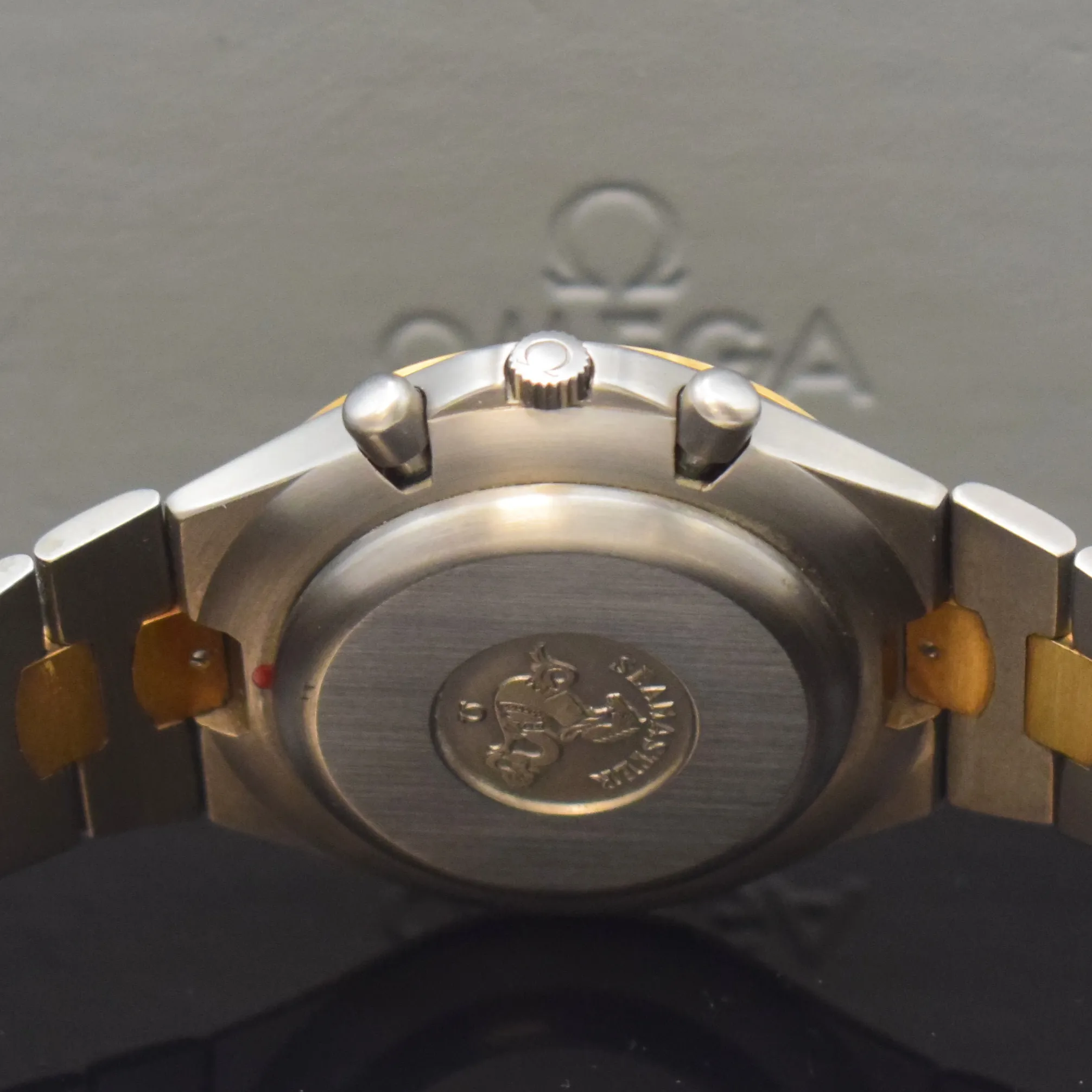 Omega Speedmaster Moonwatch 345.0810 43mm Titanium and Yellow gold 4