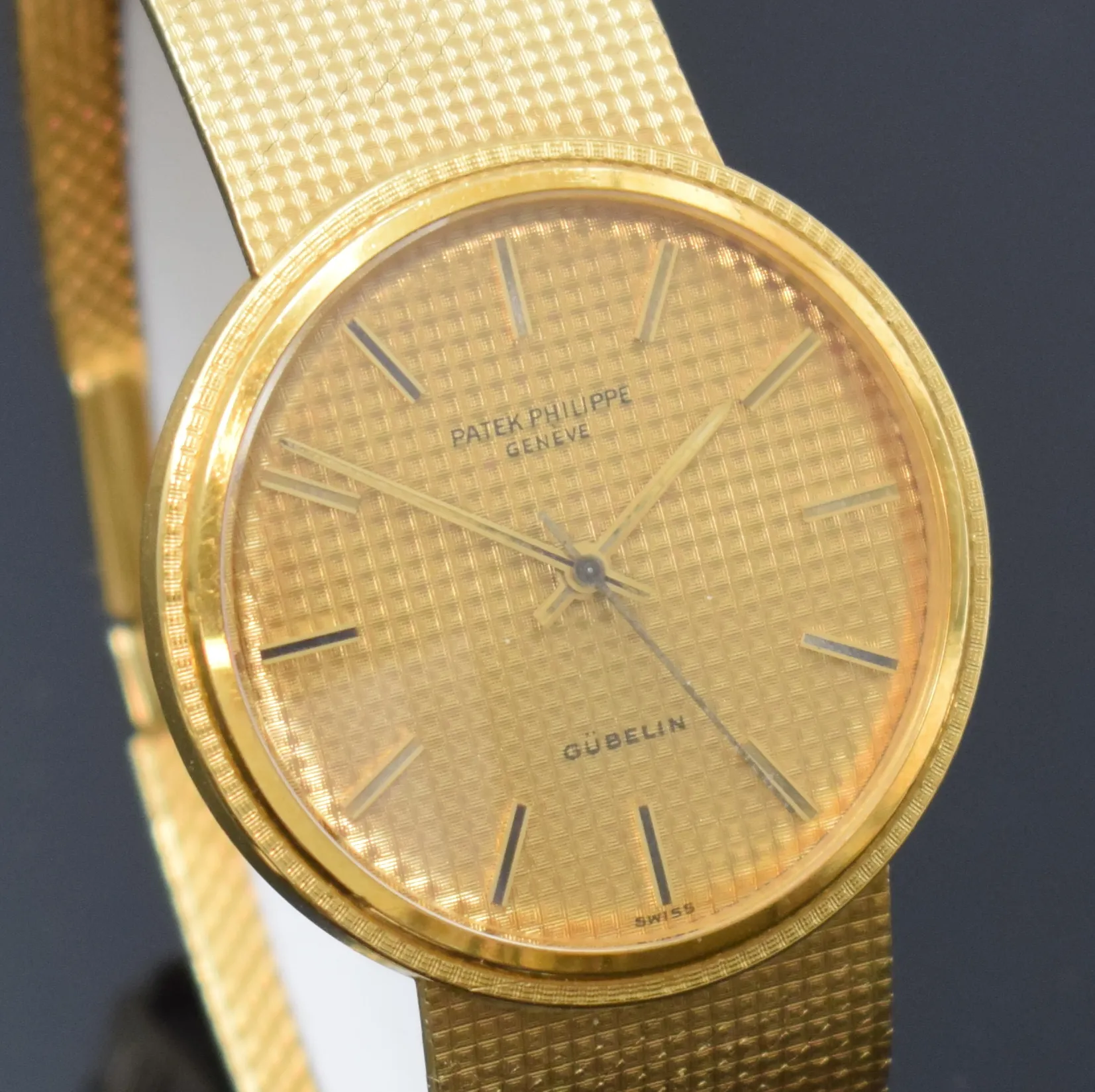 Patek Philippe Calatrava 3563/3 35mm Yellow gold Gilded 4