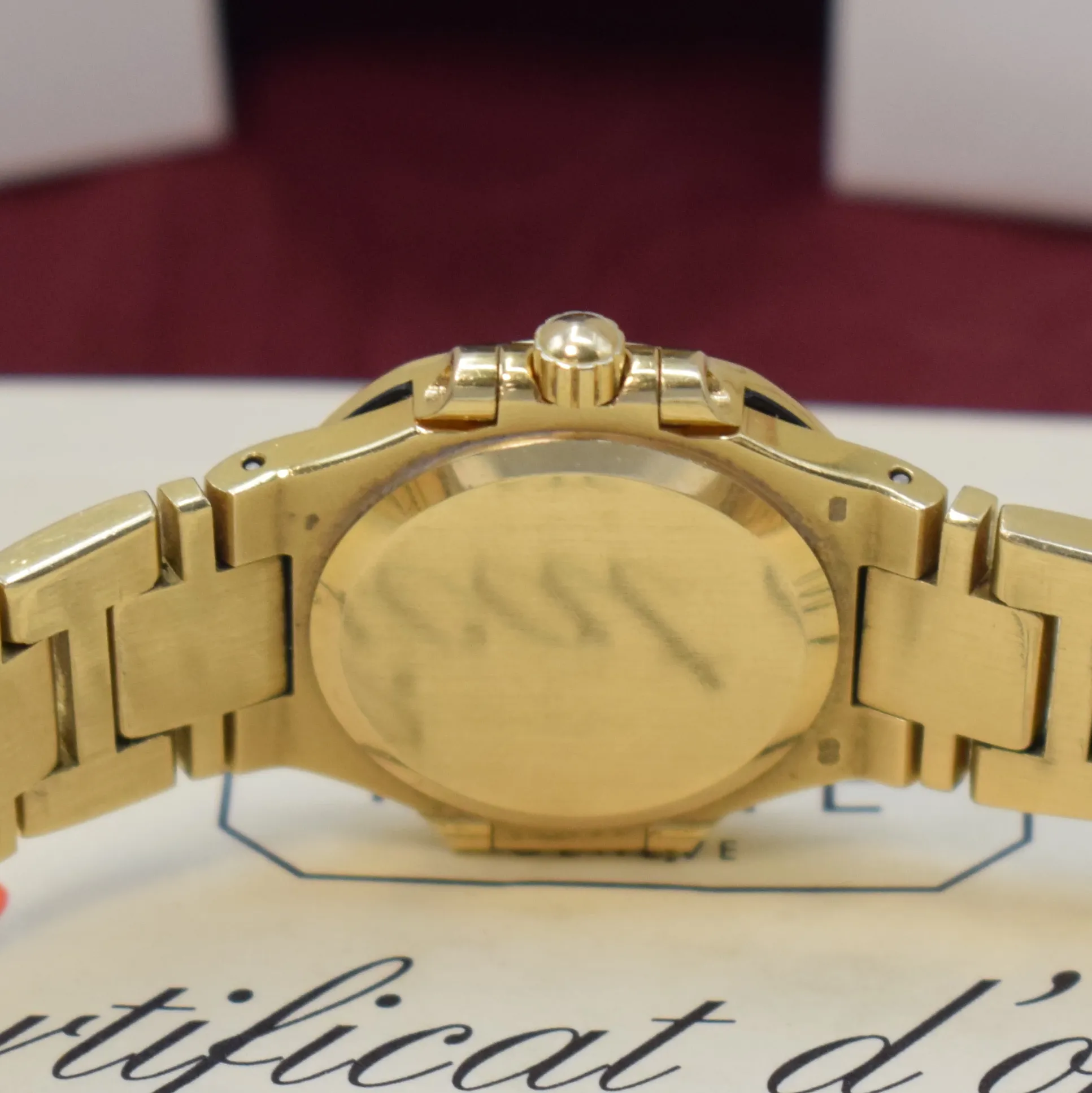 Patek Philippe Nautilus 4700/51 28mm Yellow gold White 5