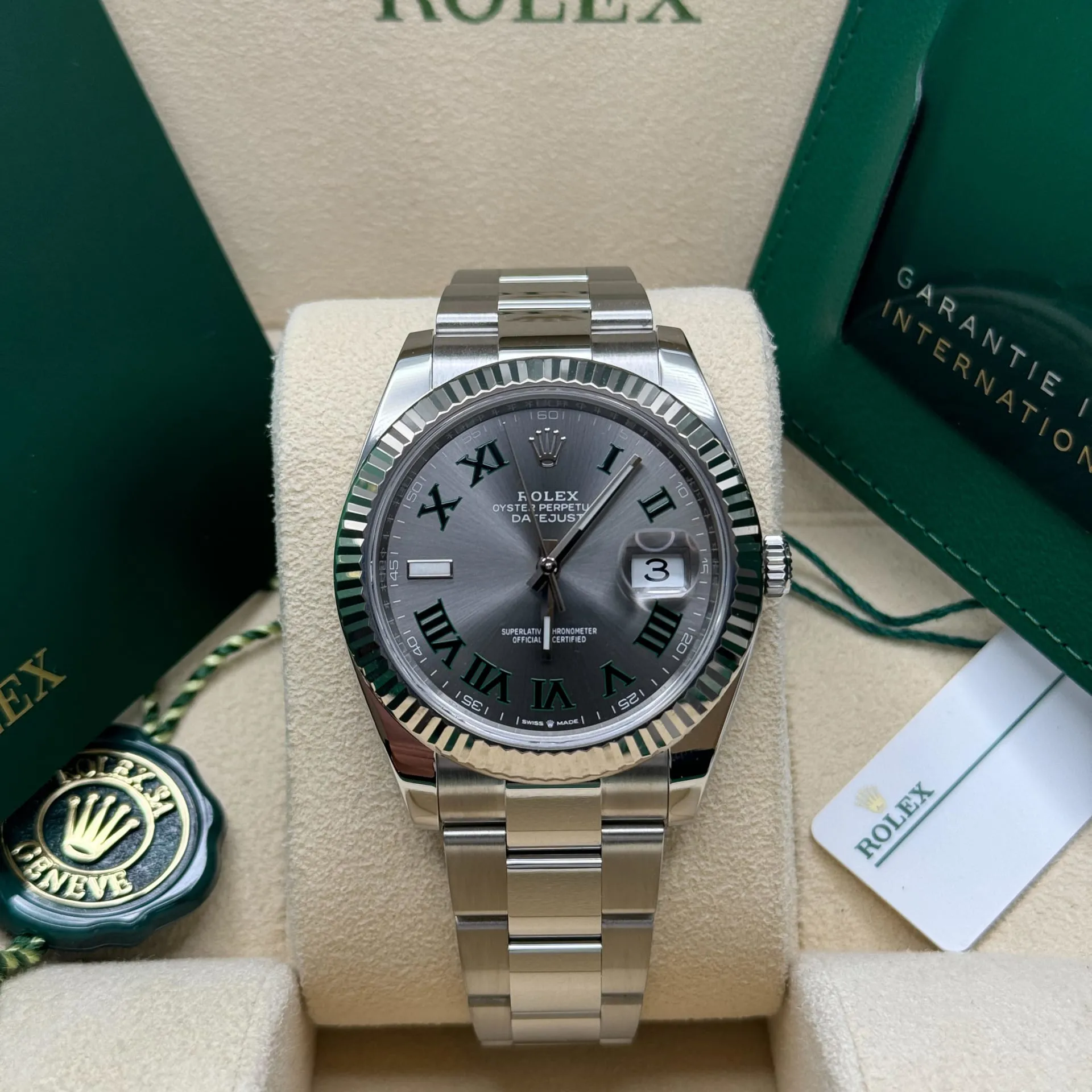 Rolex Datejust 41 126334-0021 41mm White gold and Oystersteel Gray 3