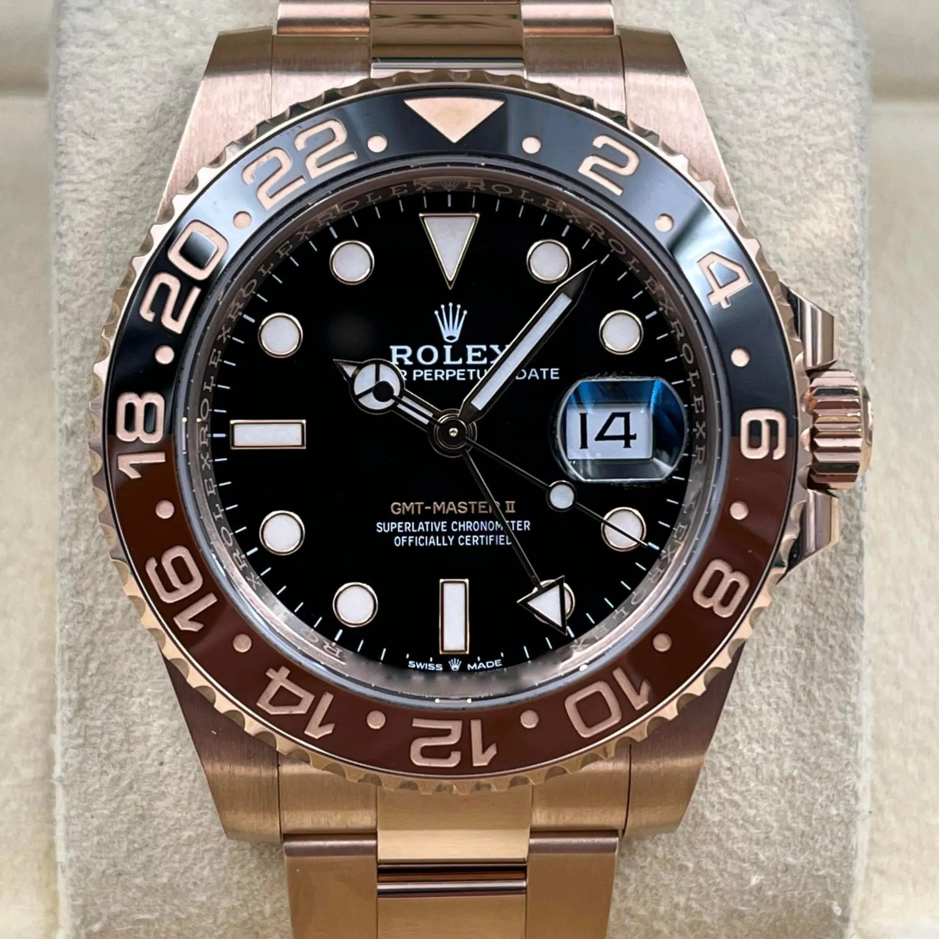 Rolex GMT-Master II 126715CHNR-0001 40mm Everose gold Black