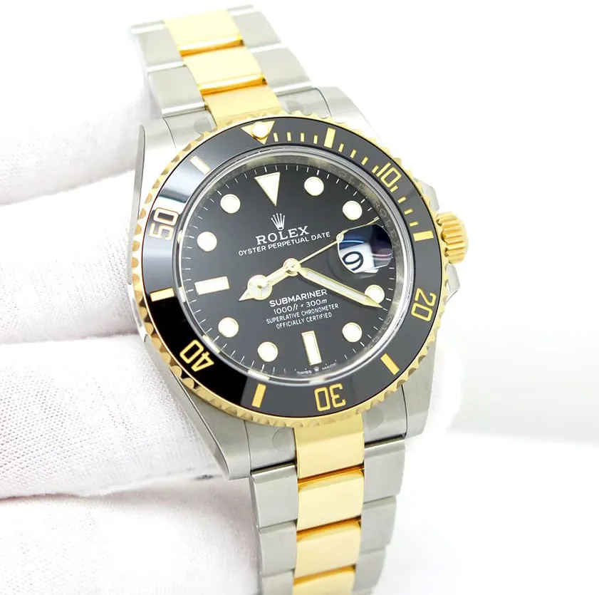 Rolex Submariner 126613LN-0002 41mm Yellow gold and Oystersteel Black