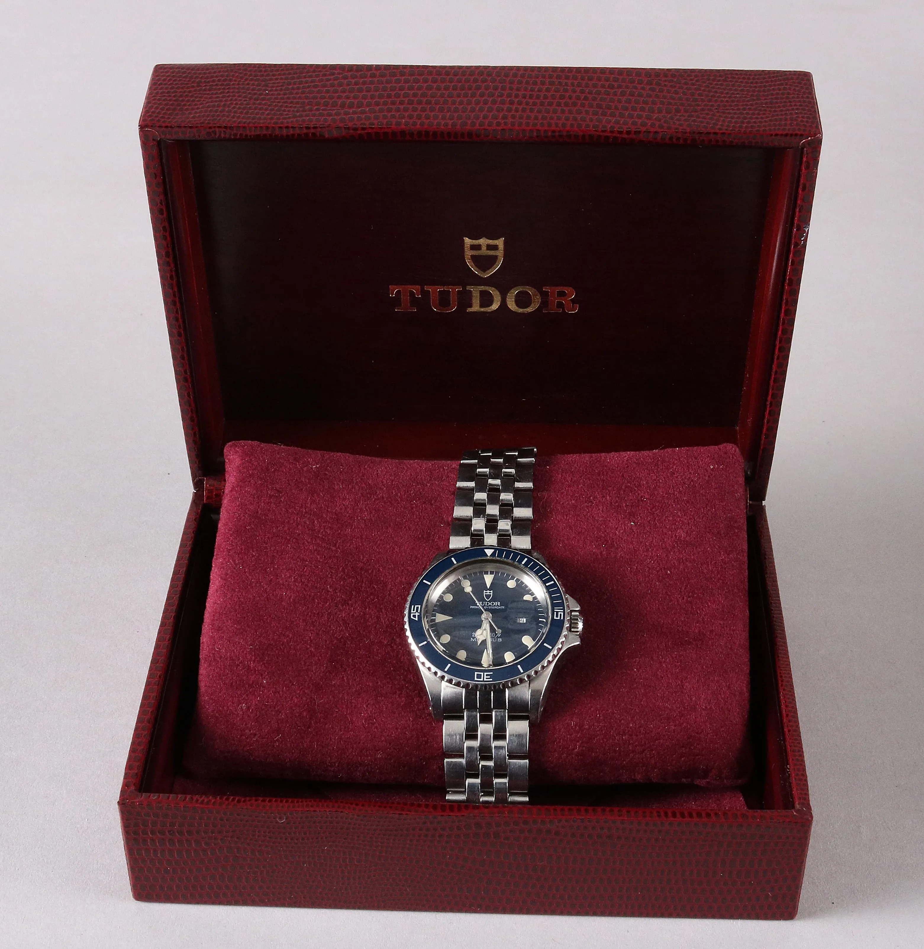 Tudor Mini-Sub Prince Oyster Date 73090/B469168 33mm Stainless steel Blue 2