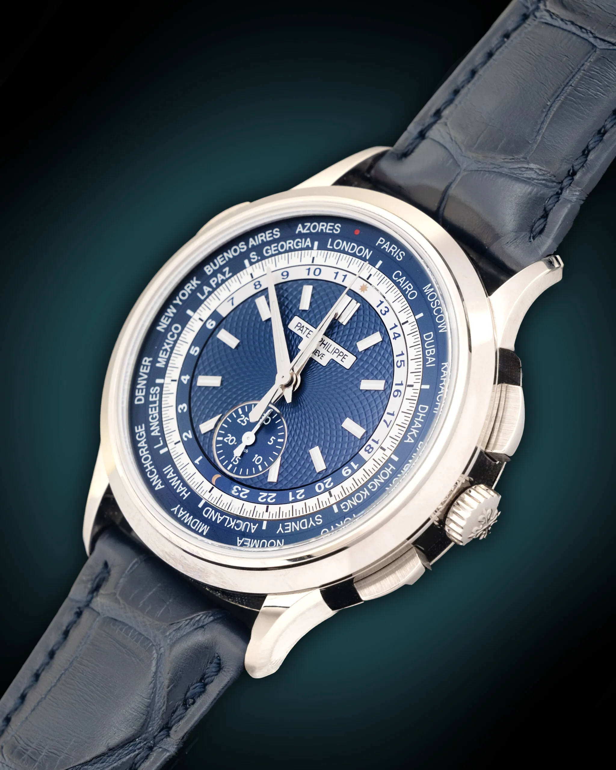 Patek Philippe World Time Chronograph 5930G-001 39.5mm Oro bianco Blue 1