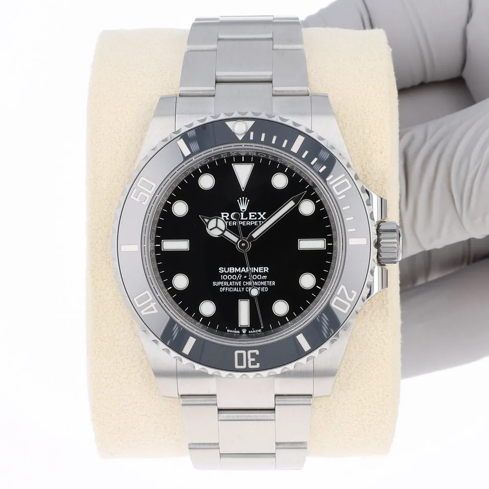 Rolex Submariner 124060-0001 41mm Oystersteel Black 12