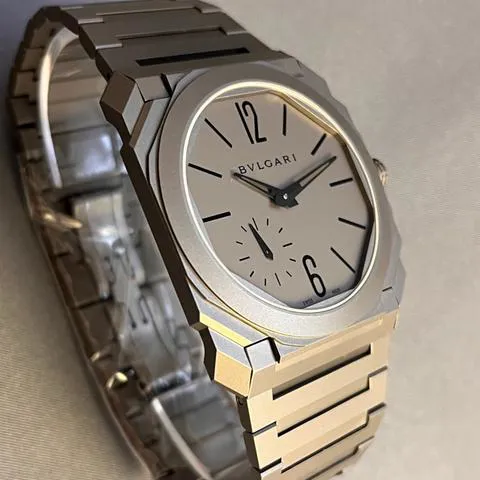 Bulgari Octo 102713 40mm Titanium Gray 2