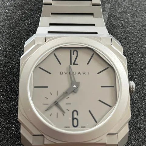 Bulgari Octo 102713 40mm Titanium Gray 9