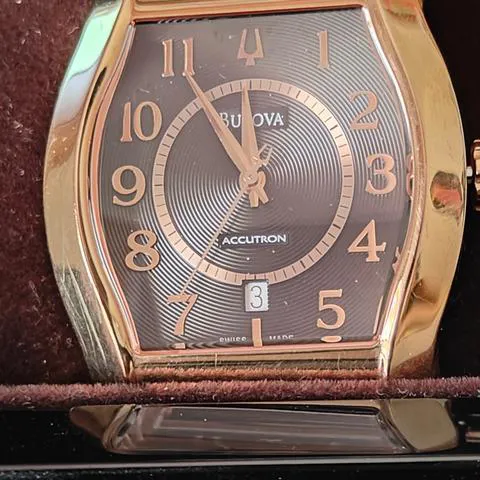 Bulova Accutron 64B22 39mm Rose gold Black 12