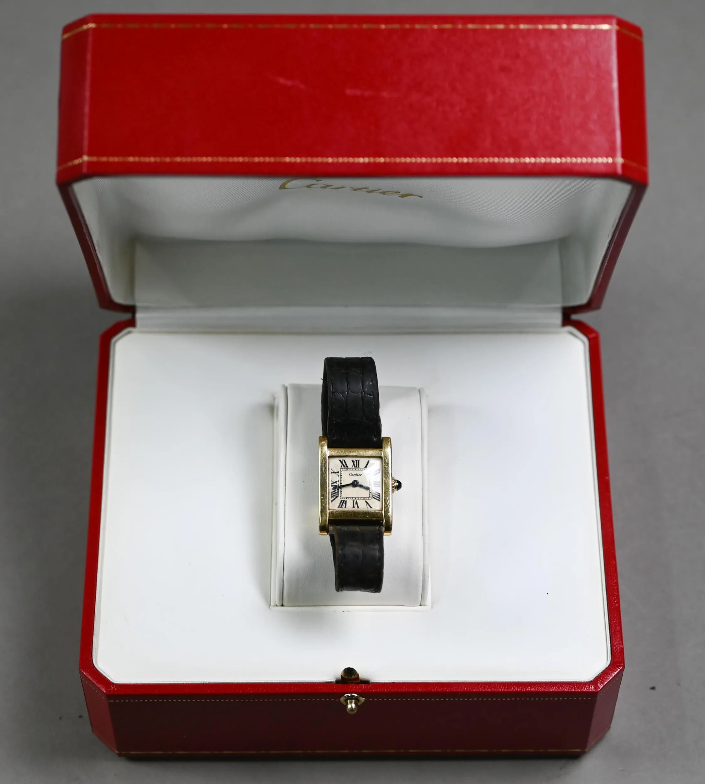 Cartier Tank 27mm Yellow gold Champagne