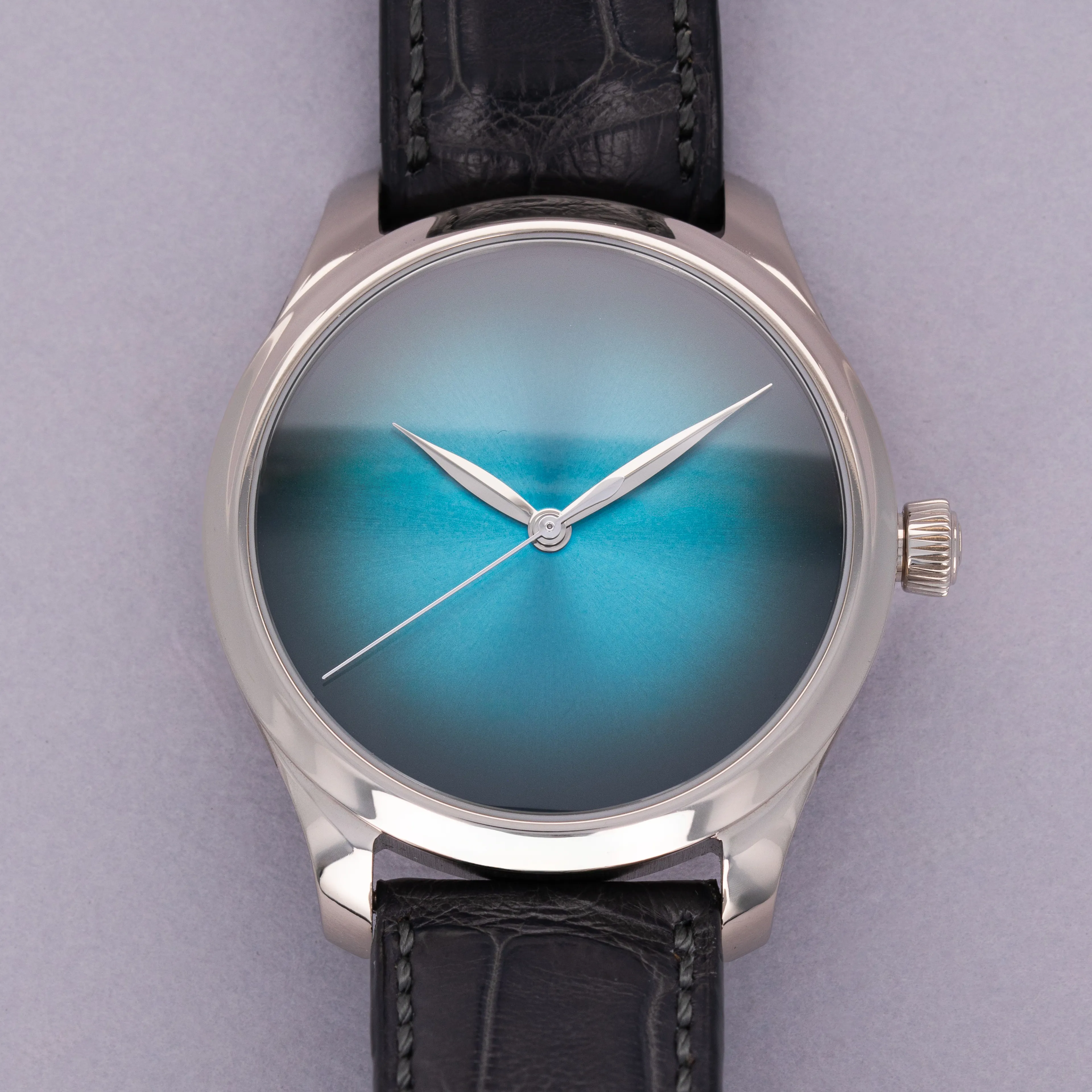 H. Moser & Cie. Endeavour 1200-026 40mm White gold Blue