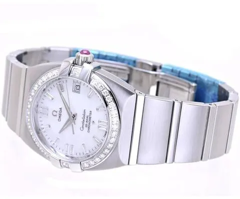 Omega Constellation Double Eagle 1507.75.00 35mm Diamond Mother-of-pearl 2