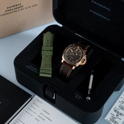 Panerai Submersible PAM 00968 47mm Bronze Brown 2