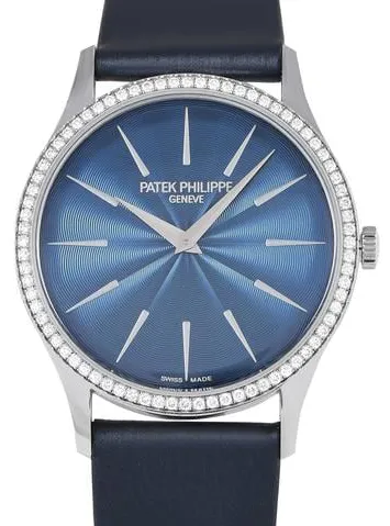 Patek Philippe Calatrava 4997 35mm White gold Blue