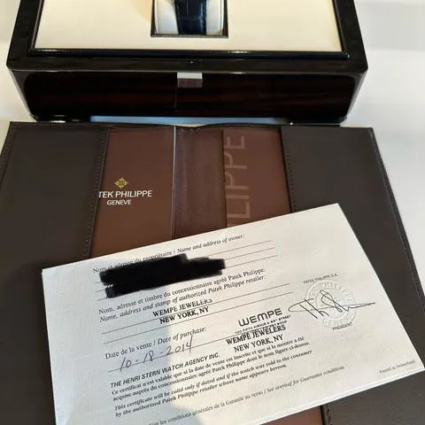 Patek Philippe Calatrava 5196G-001 37mm White gold Silver 3