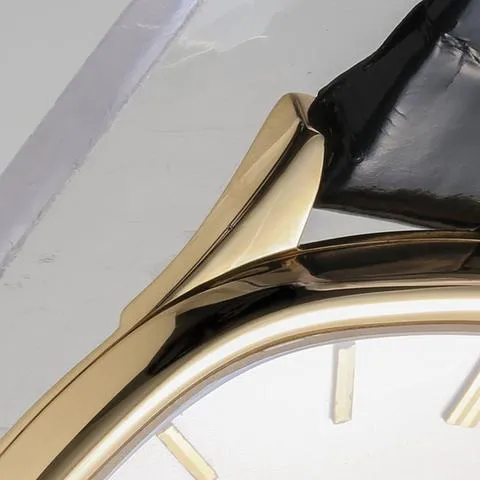 Patek Philippe Golden Ellipse 32mm Yellow gold Silver 7