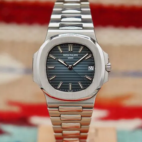 Patek Philippe Nautilus 5711/1A-001 40mm Stainless steel Blue 1