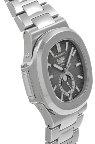 Patek Philippe Nautilus 5726/1A-001 40.5mm Stainless steel Black 2