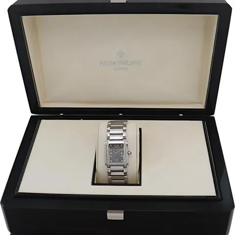 Patek Philippe Twenty~4 4910/10A-010 30mm Stainless steel Gray 5